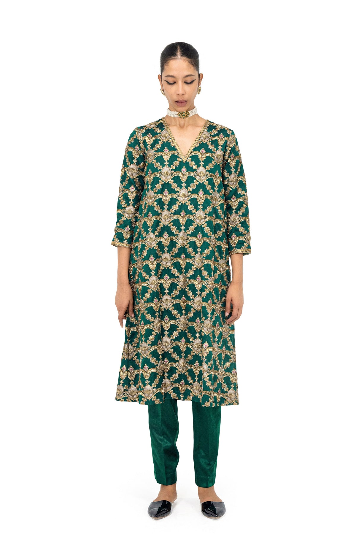 Basoba Nadbai Green Kurta And Pants