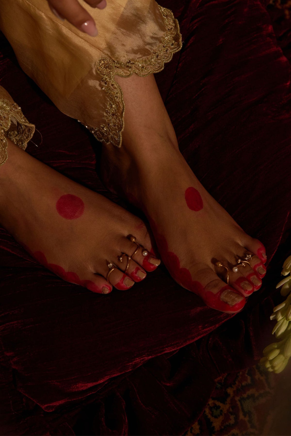 Yaadon Ka Bageecha Toe Rings