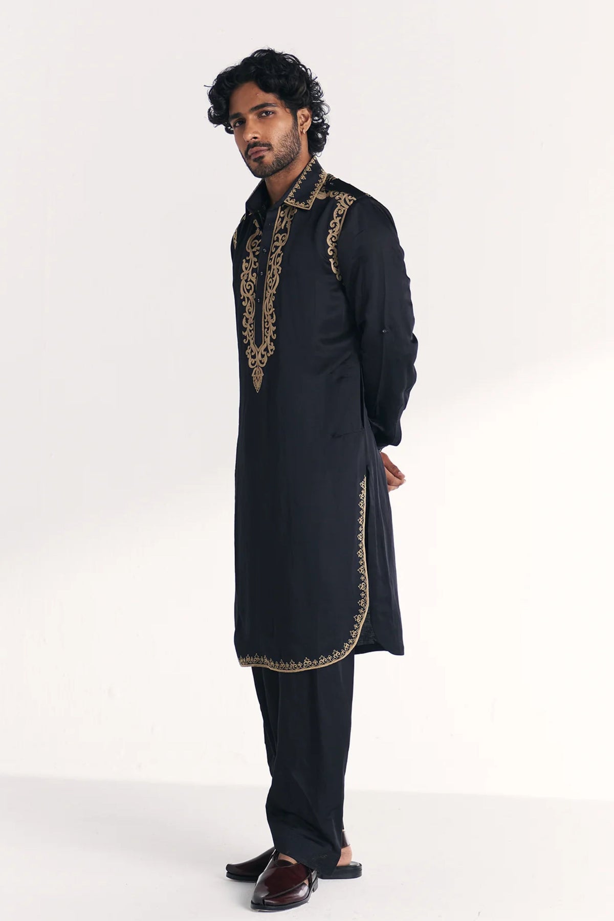Wajad Black Pathani Kurta Set