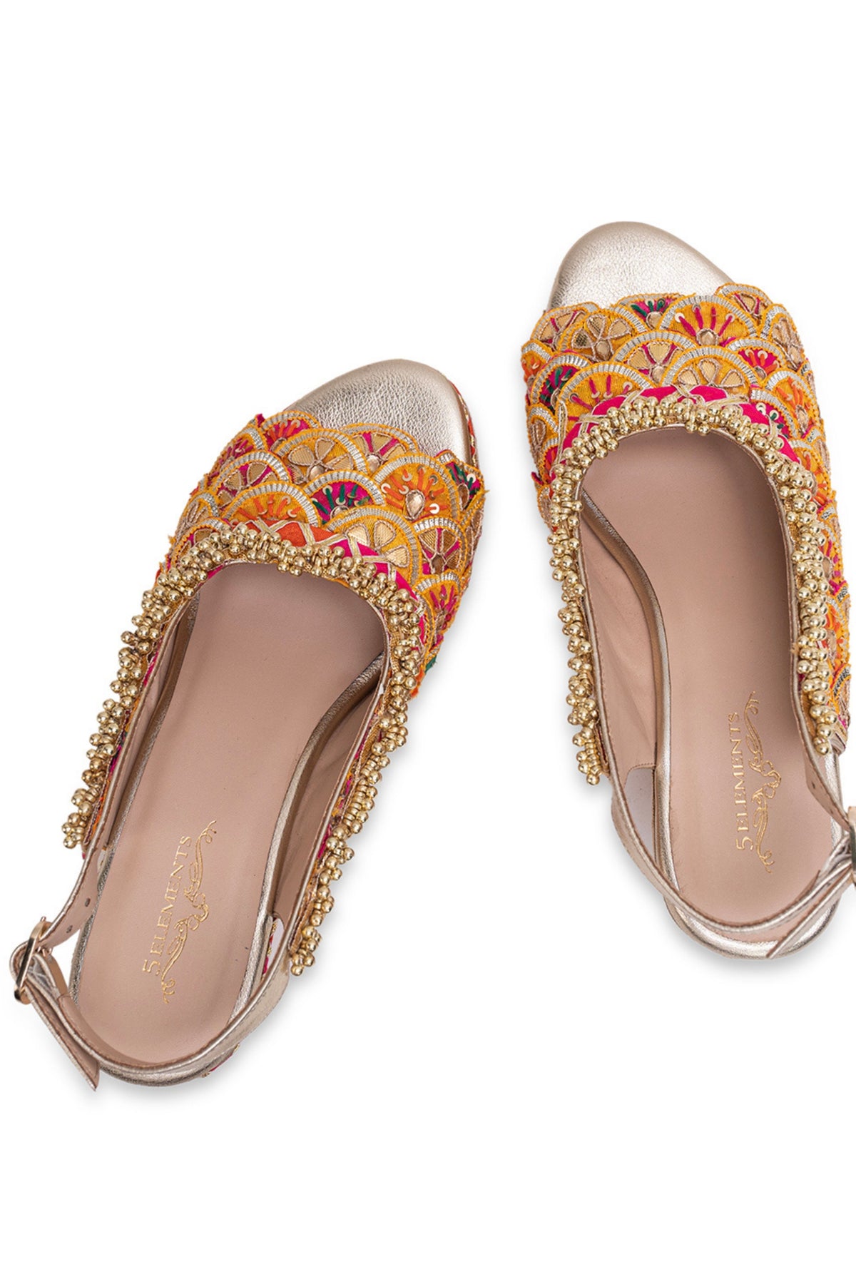 Akira Wedges