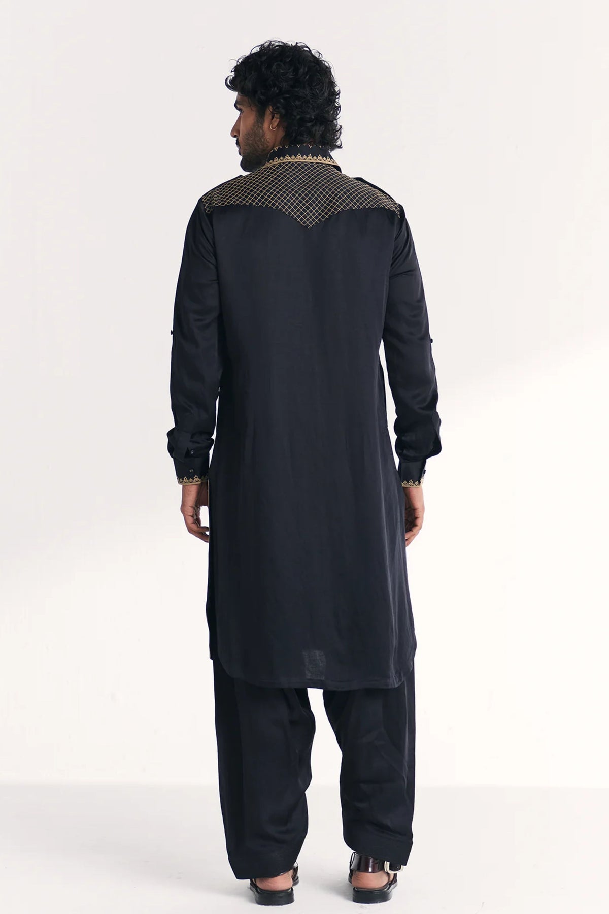 Wajad Black Pathani Kurta Set
