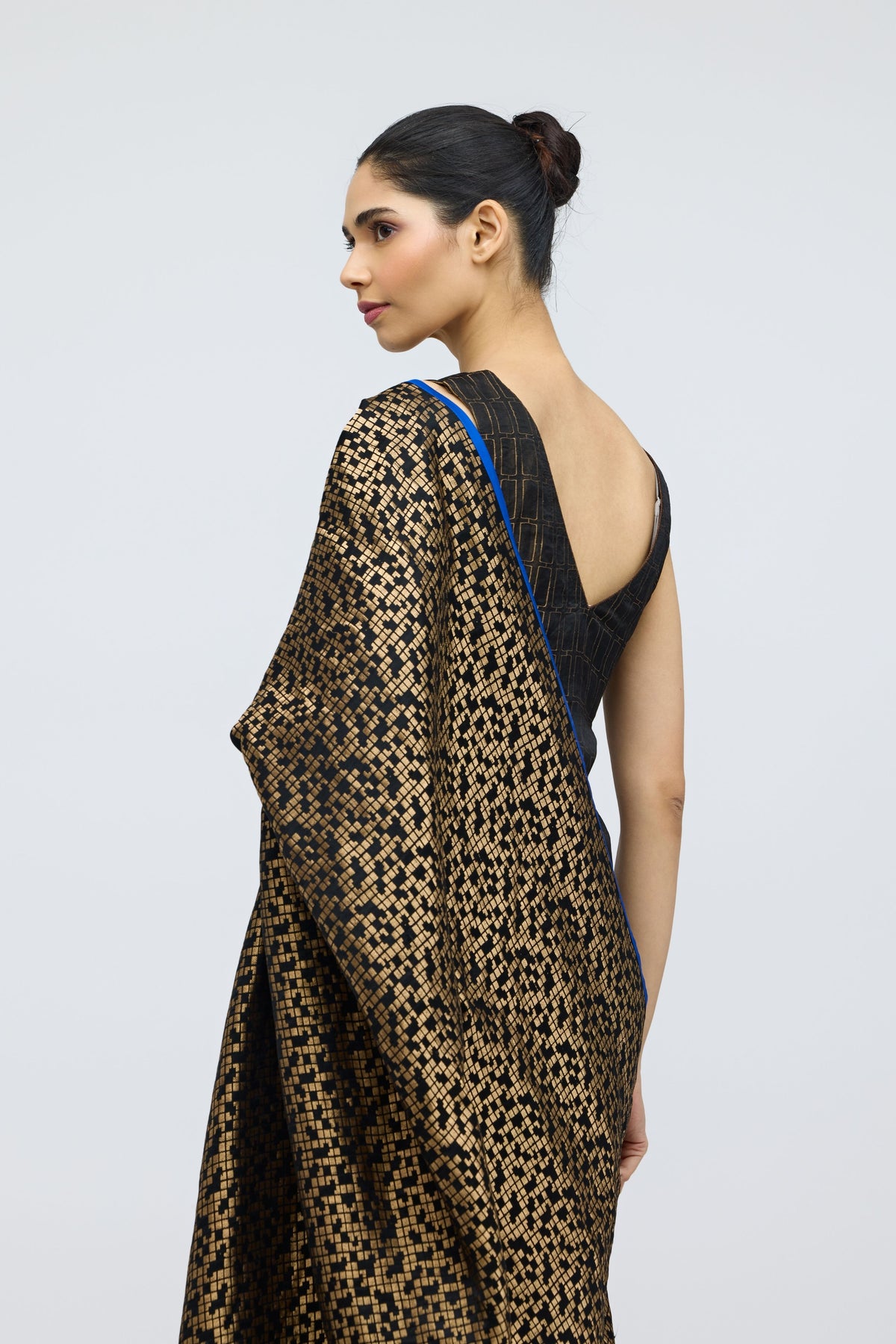Chalk Hand Woven Brocade Dupatta