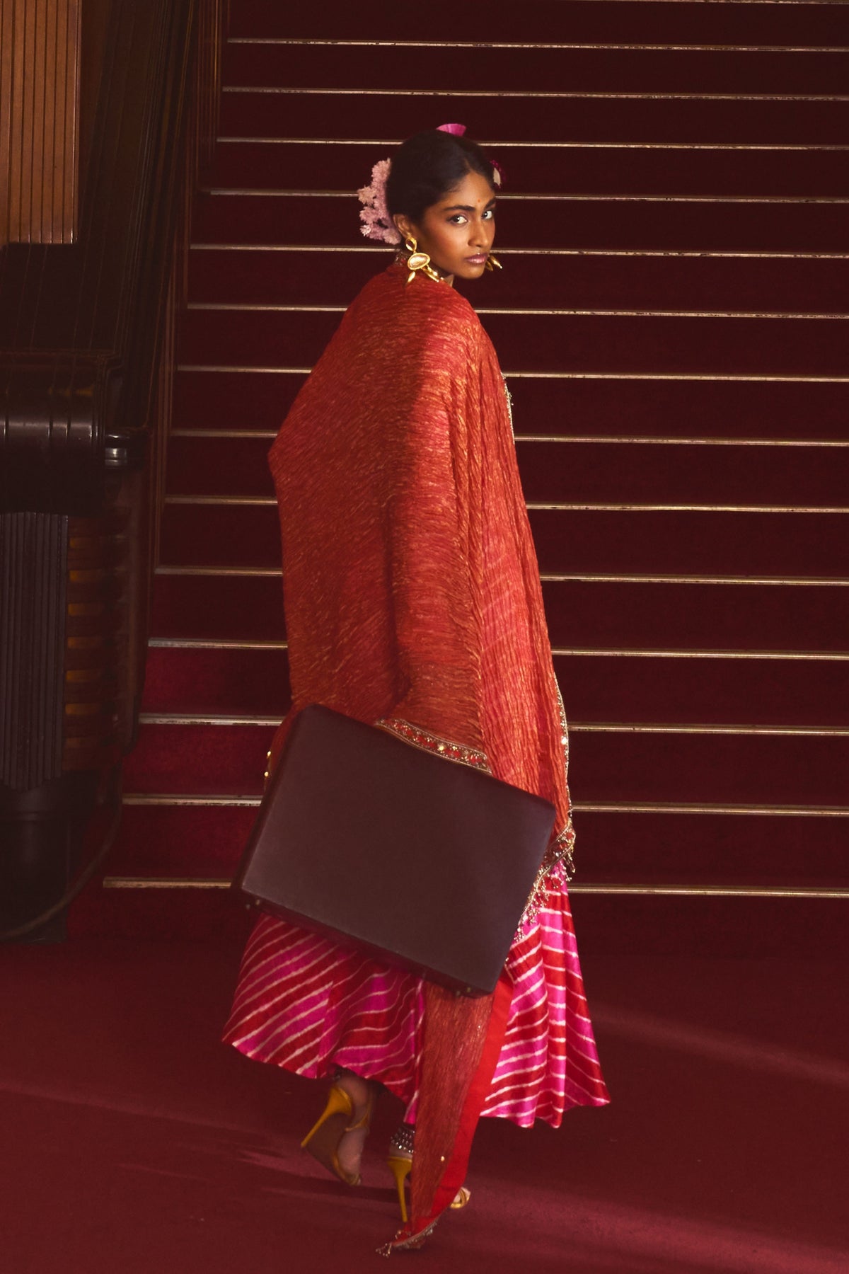 Gulaabi Aankhein Red Pink Anarkali Set