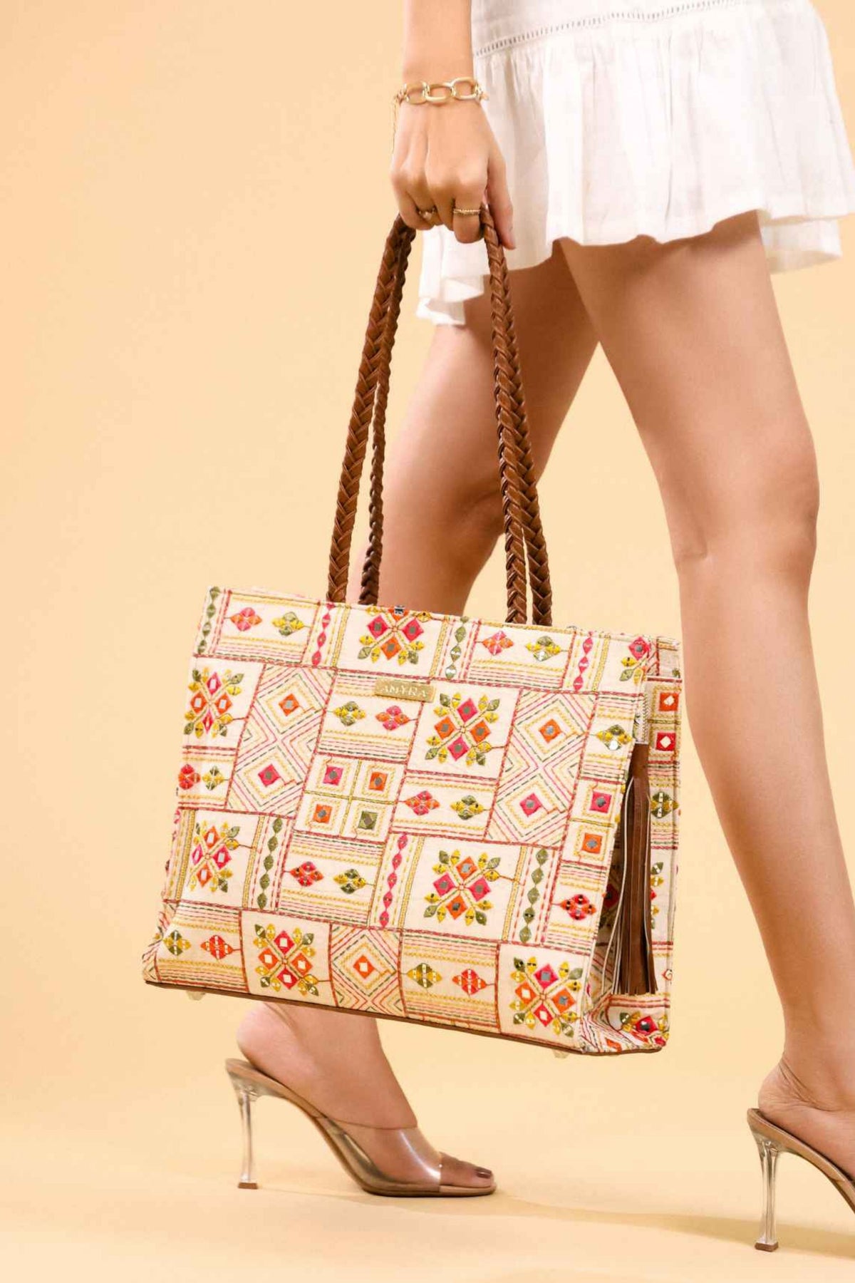 Ziana Box Tote Bag