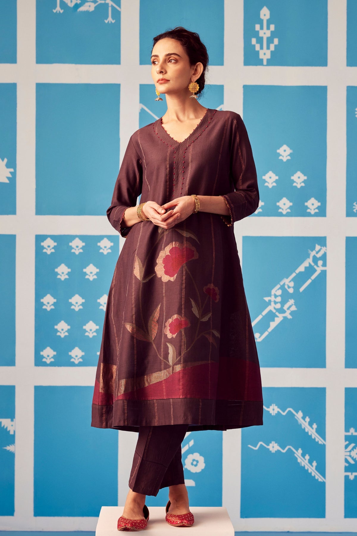Sunheri Kurta Set