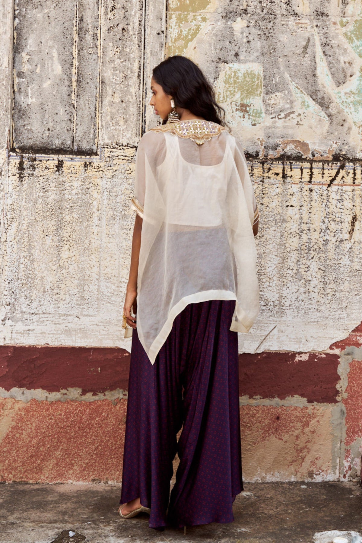 Gota Cape Set