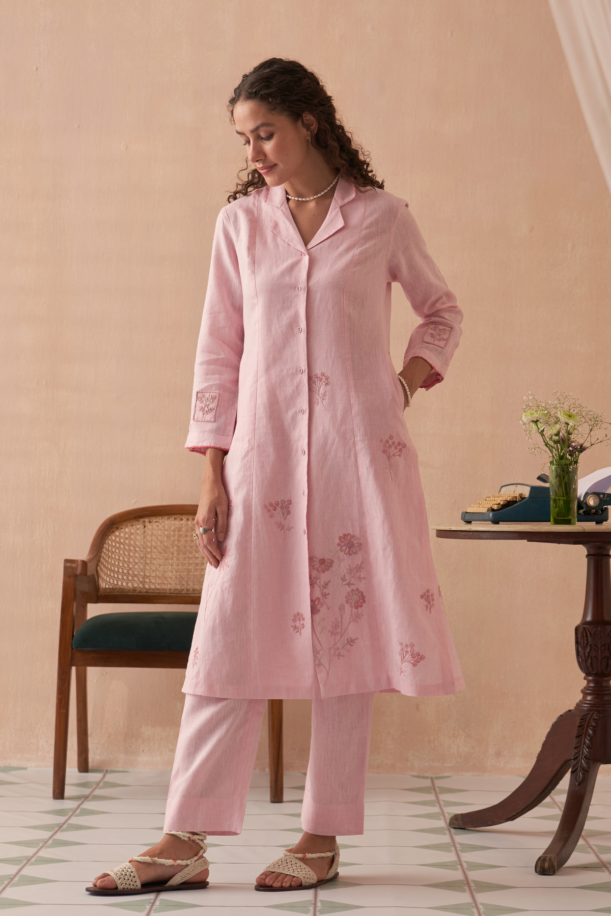 Ishq Kurta And Pants