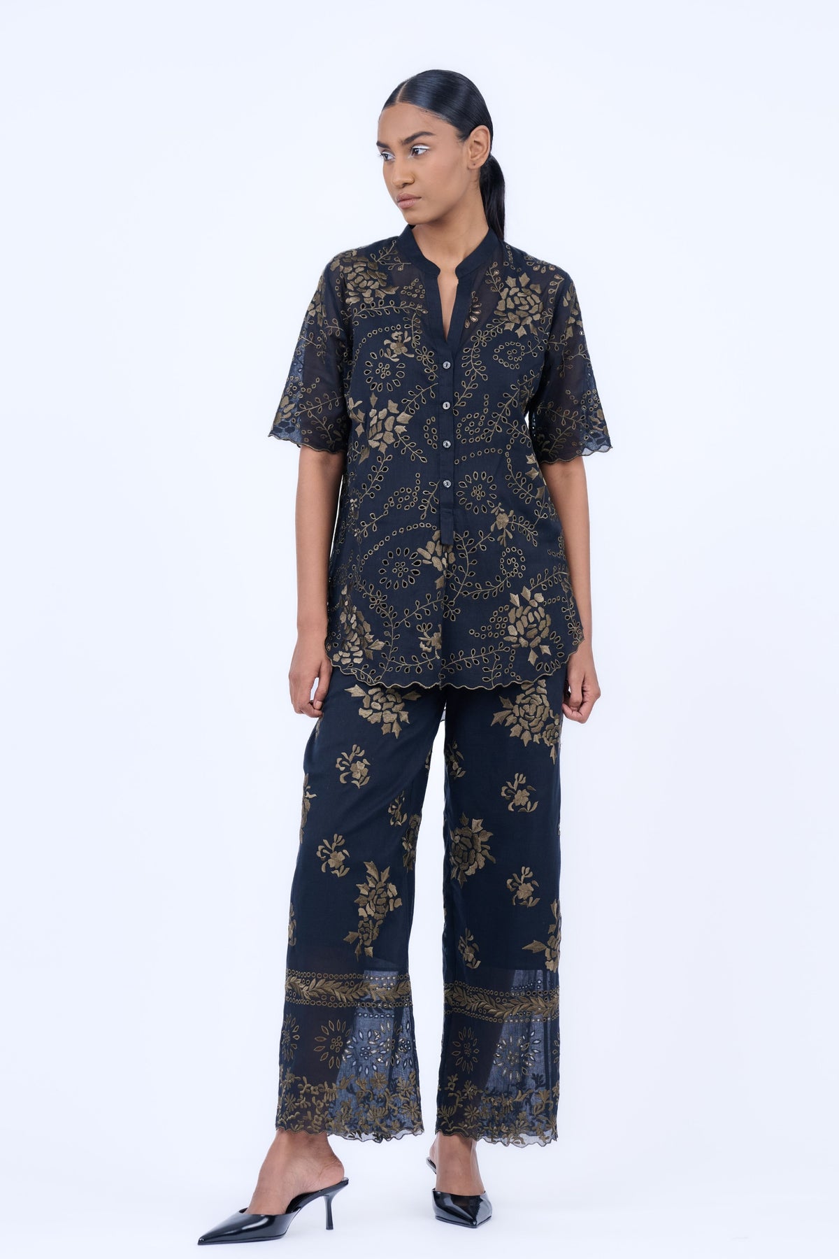 Black &amp; Khaki Threadwork Top