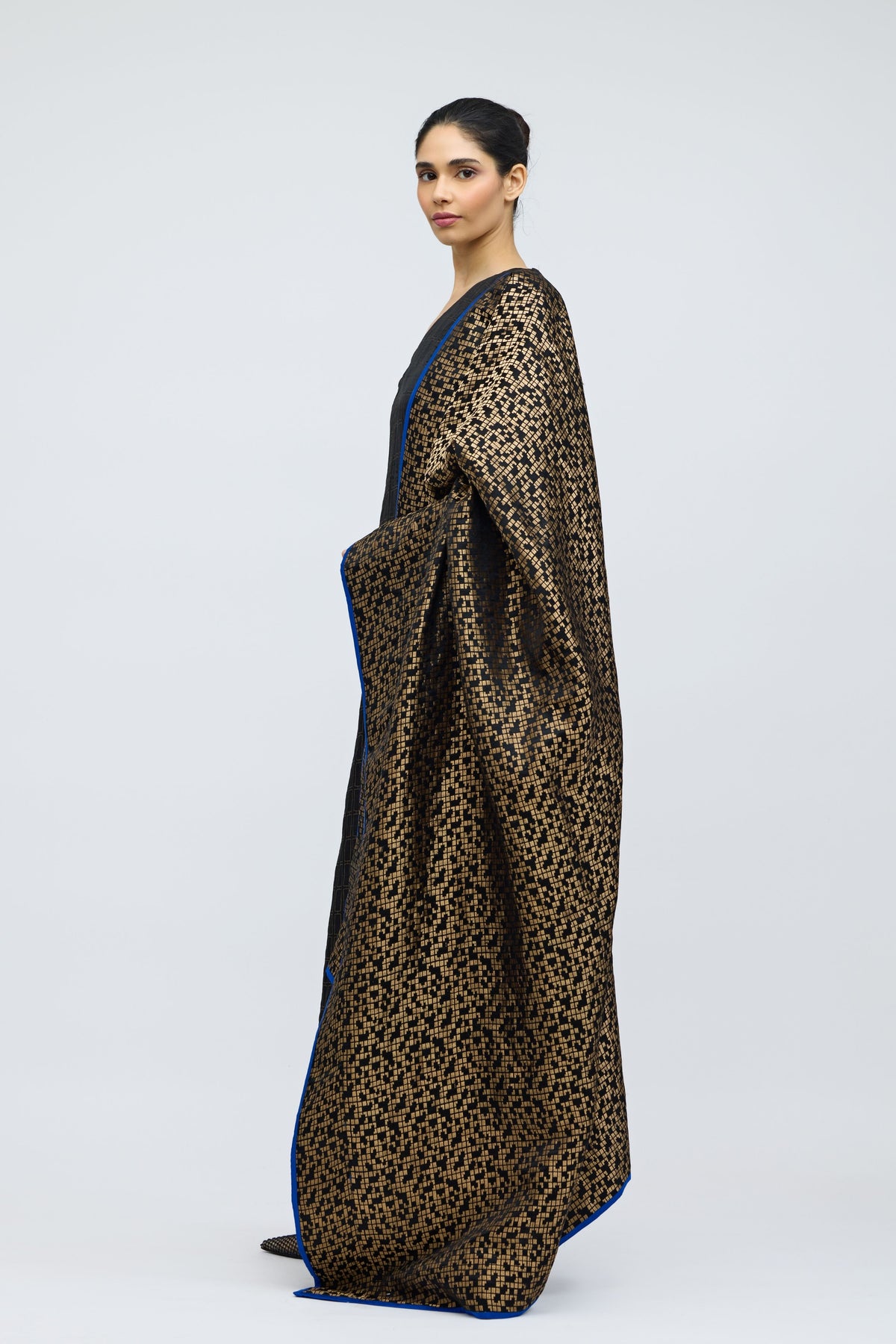 Chalk Hand Woven Brocade Dupatta