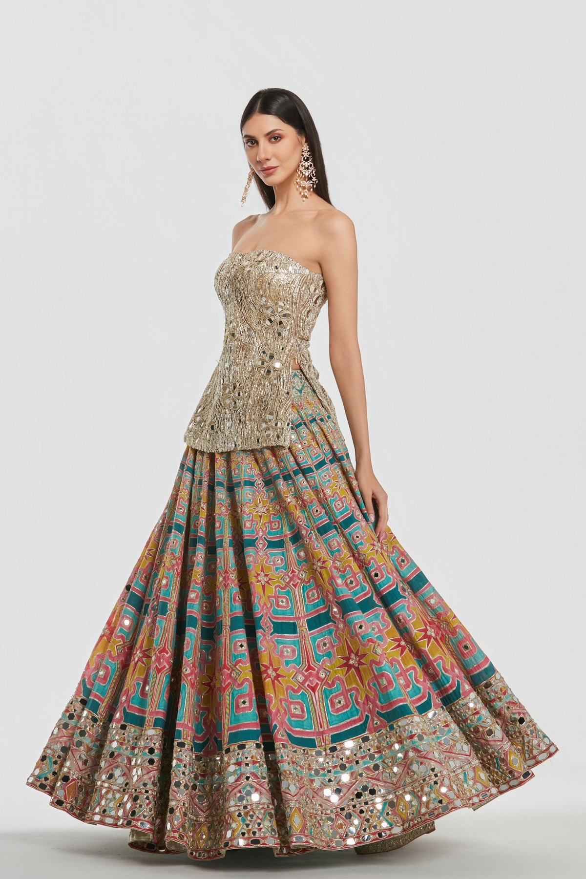 Mehru Lehenga Set