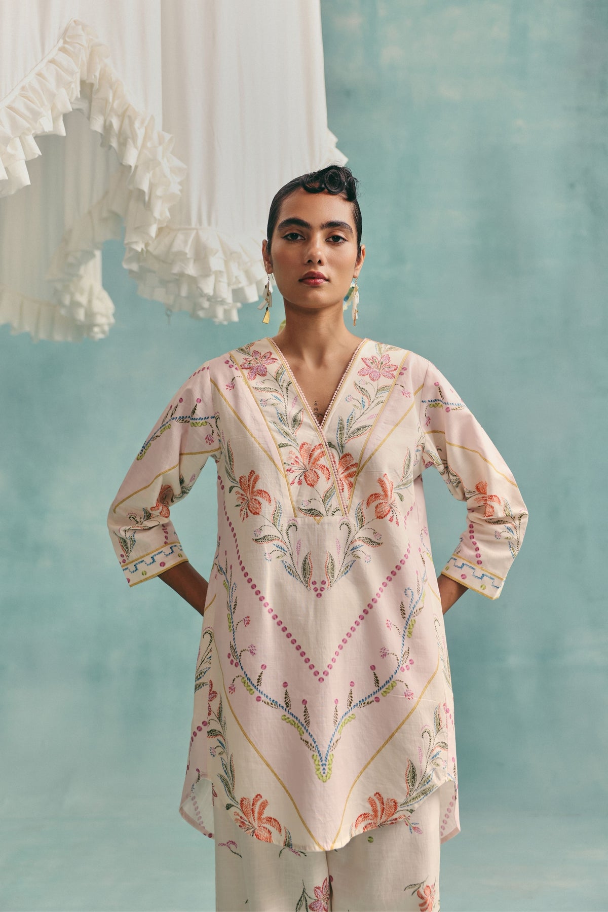 Hibiscus Ecru Tunic Set