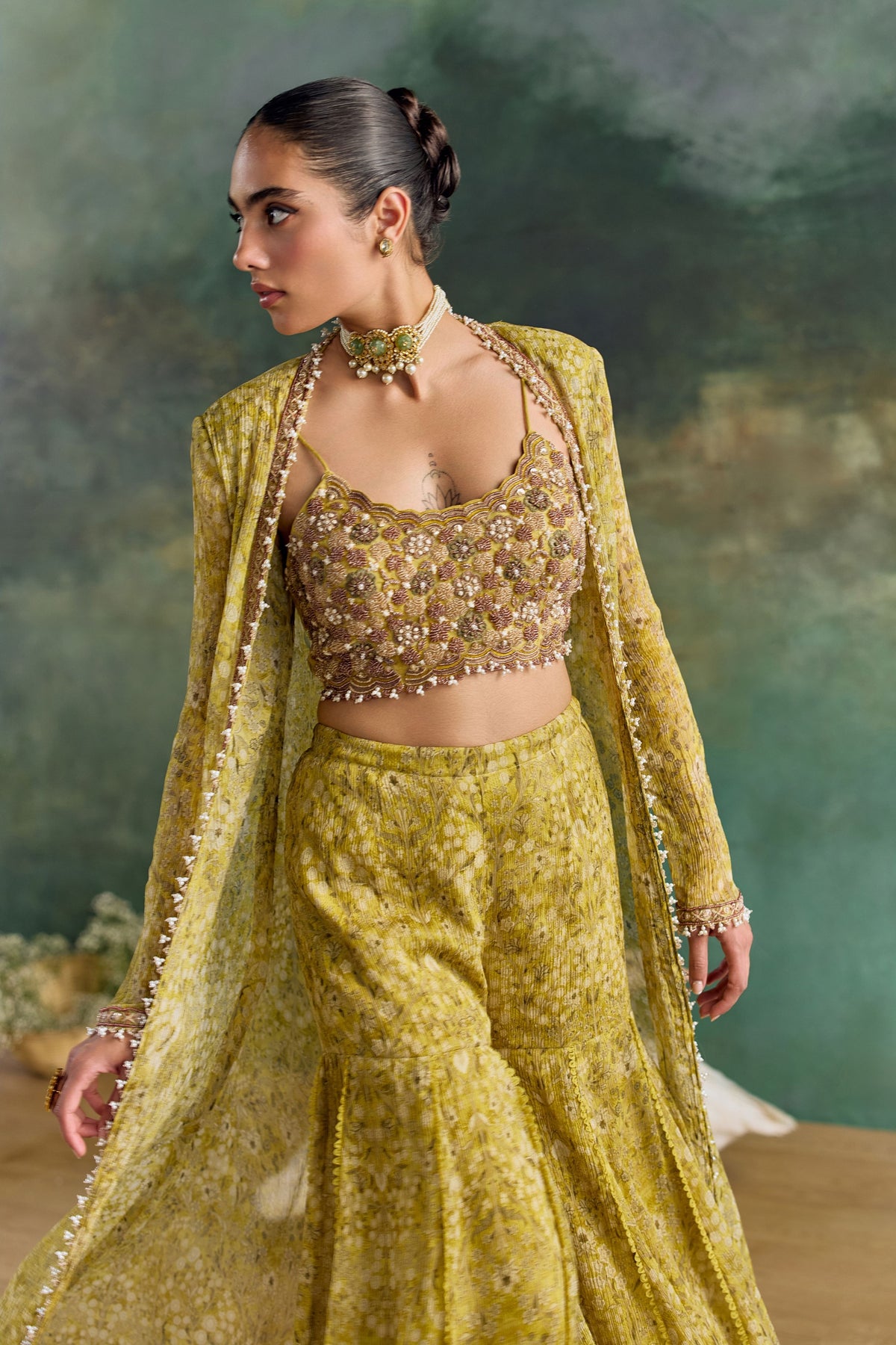 Garden Of Petals Cape Set