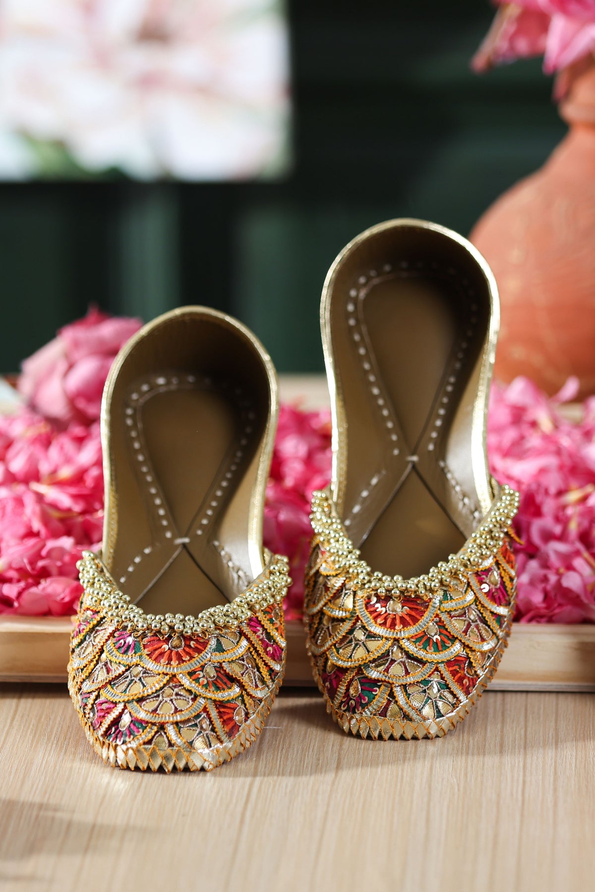Vireya Multicolor Jutti