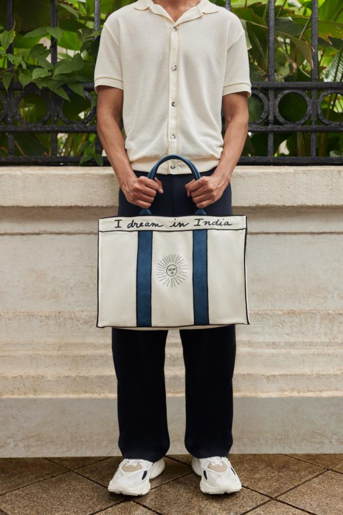 The India Tote in Jodhpur Blue Bag
