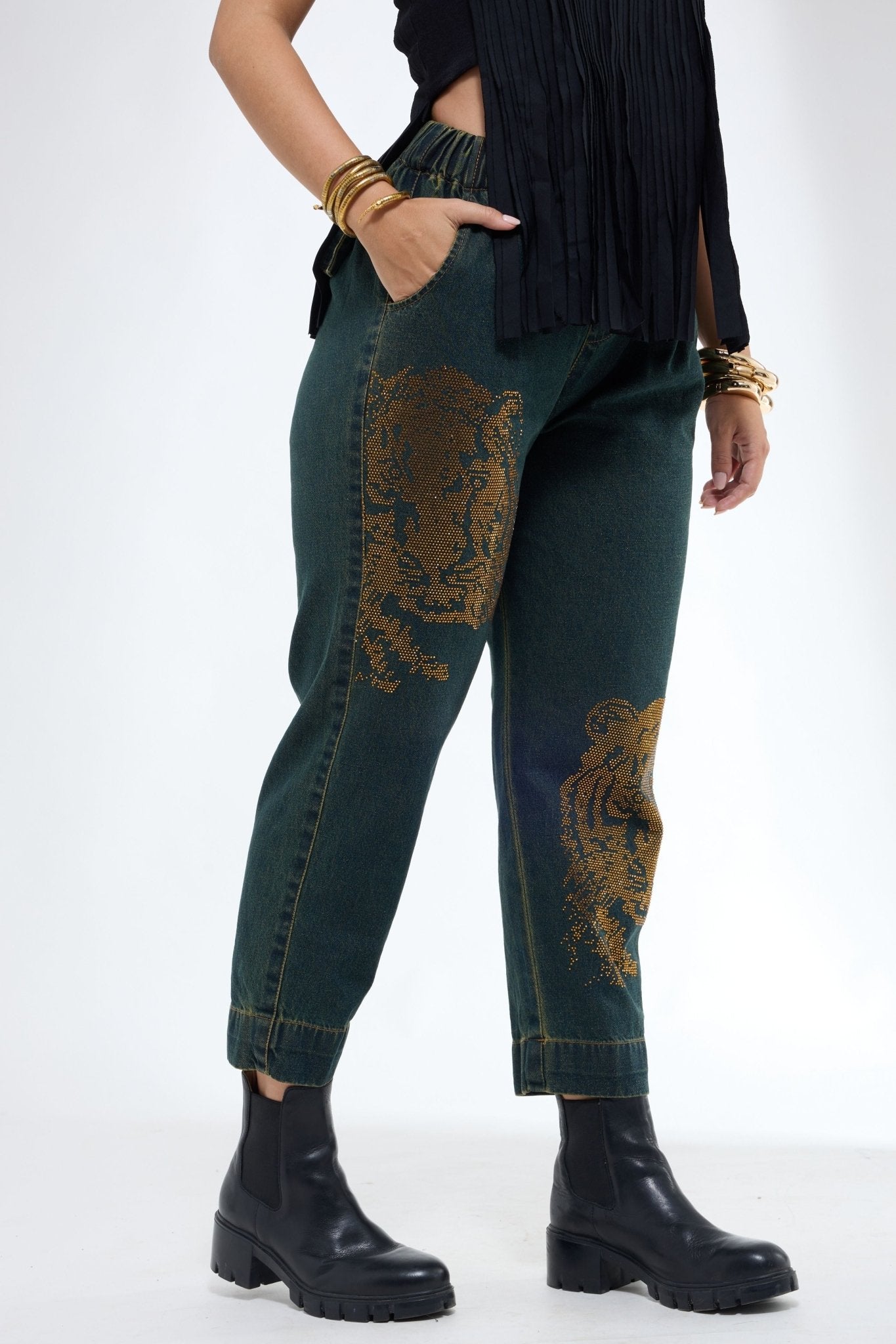 Anti Fit Jeans - Krati Jain - Elahe