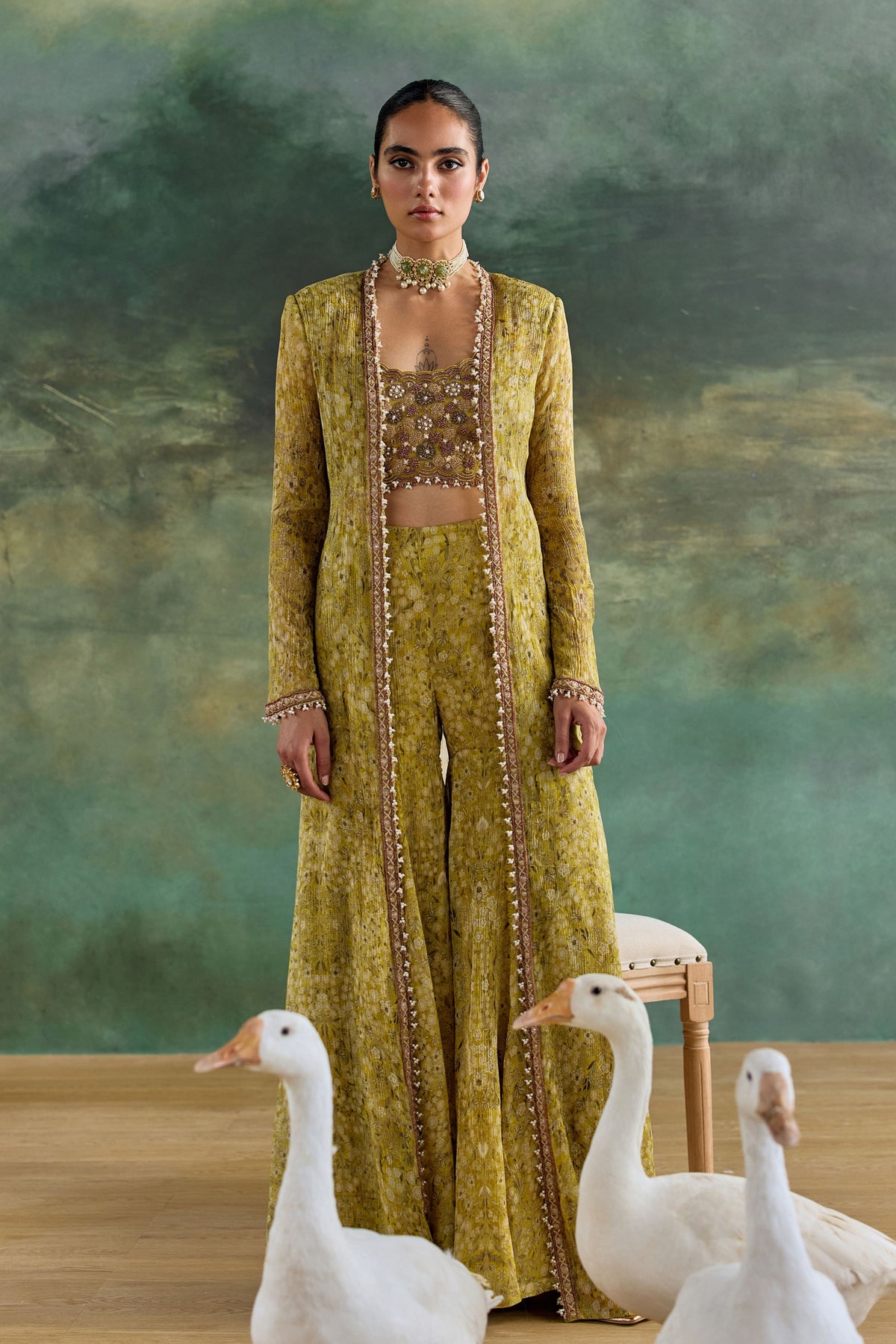 Garden Of Petals Cape Set