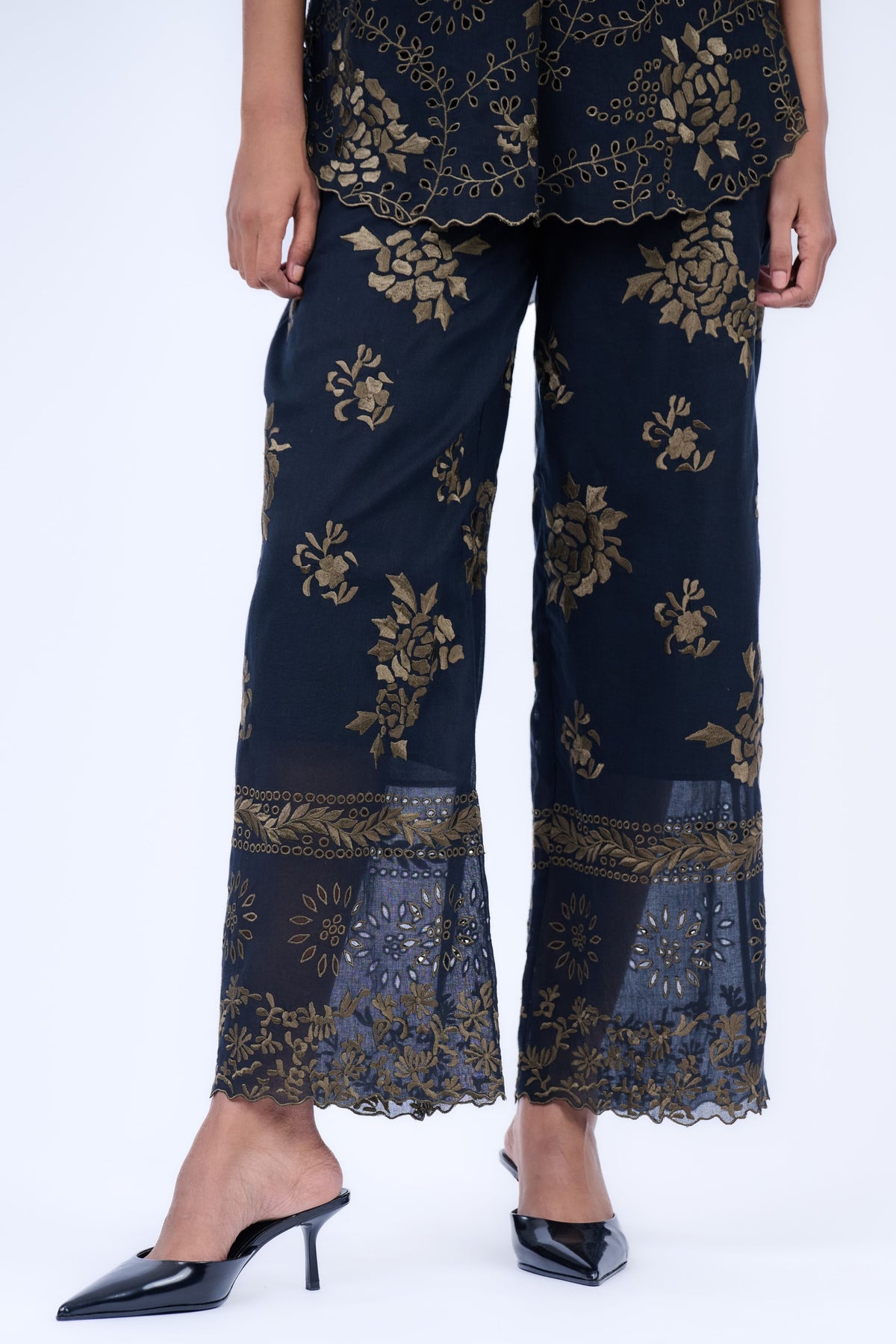 Black &amp; Khaki Threadwork Pants