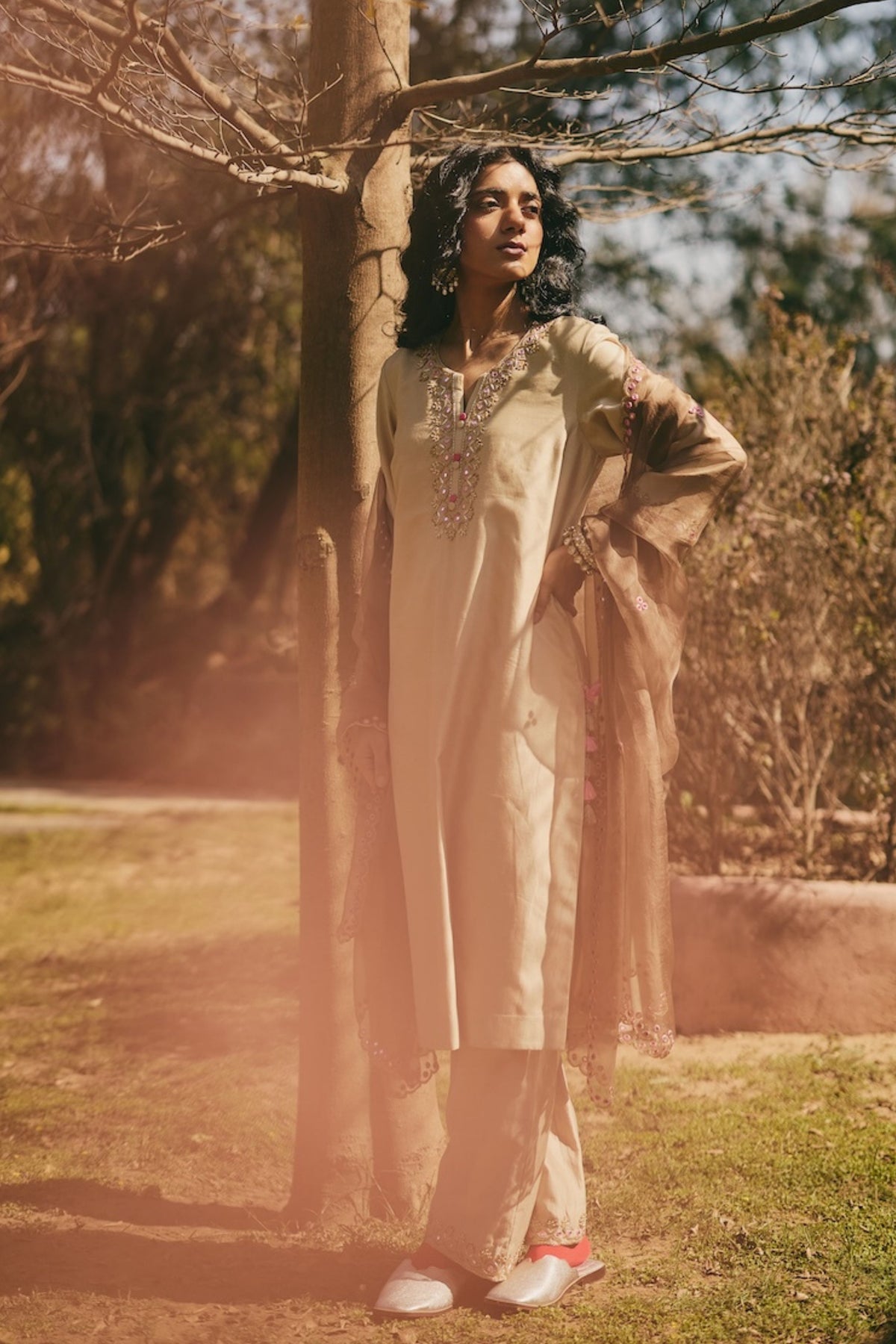 Oshani Vritika Kurta and Pants