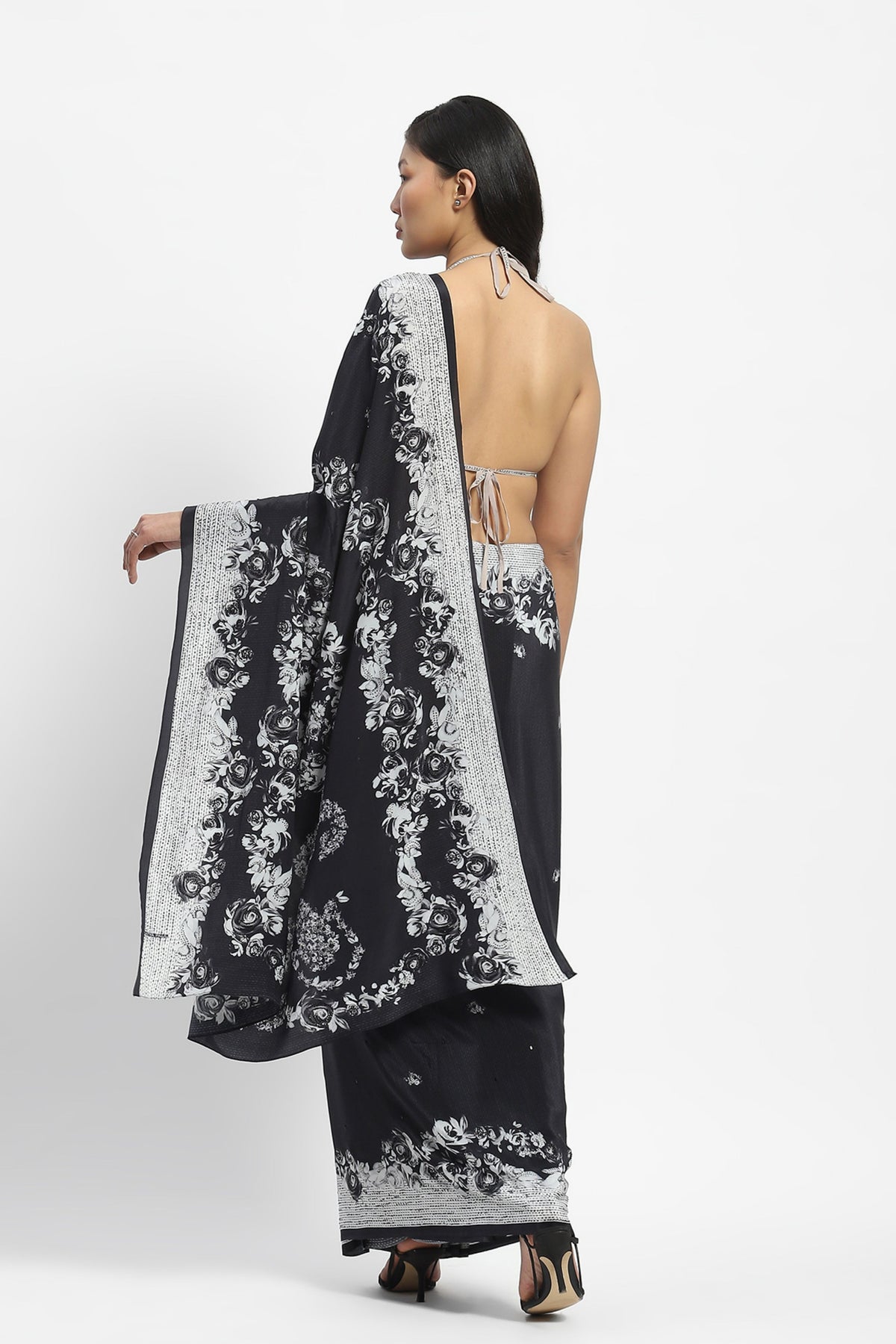 Esvele Saree