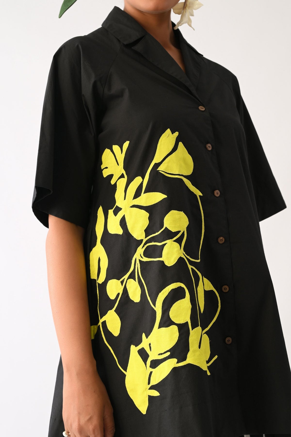 Mono Black Applique Shirt Set