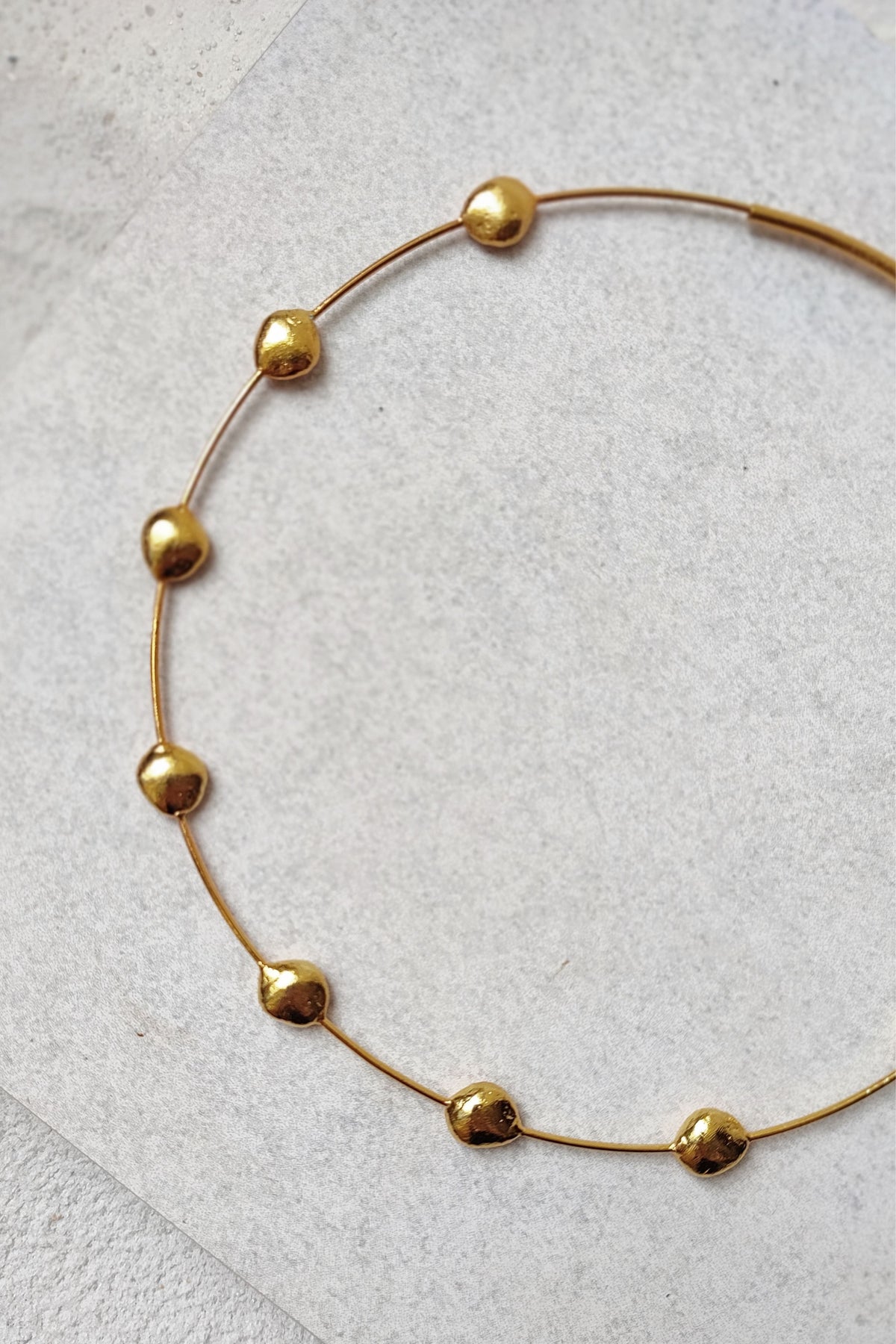 Olla Golden Choker