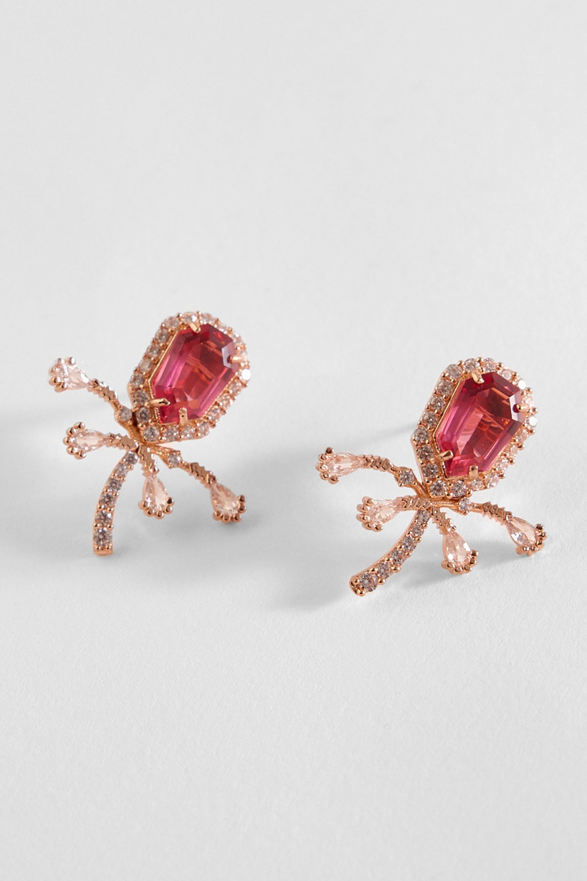 The Faena Mini Stud Earrings in Vintage Rose