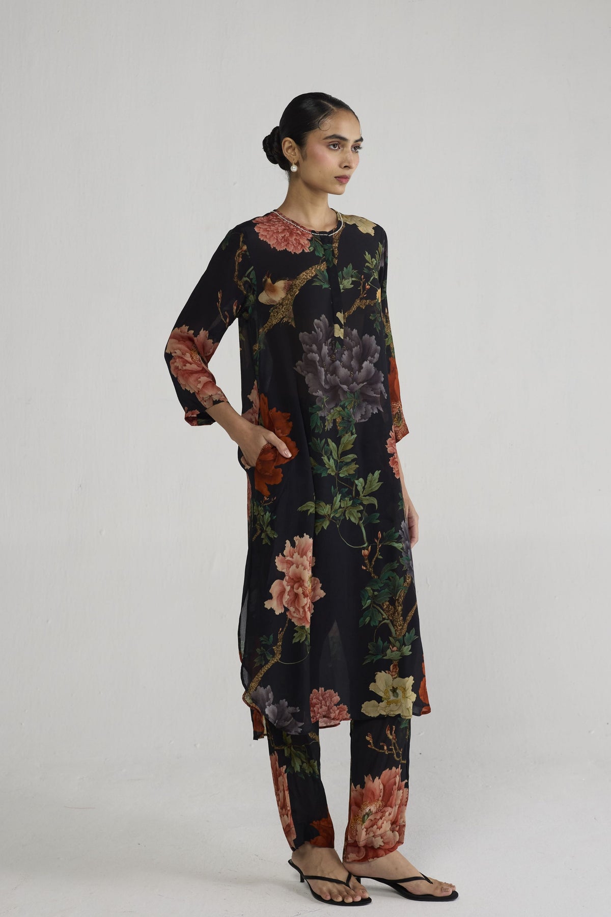Himari Crepe Kurta Set