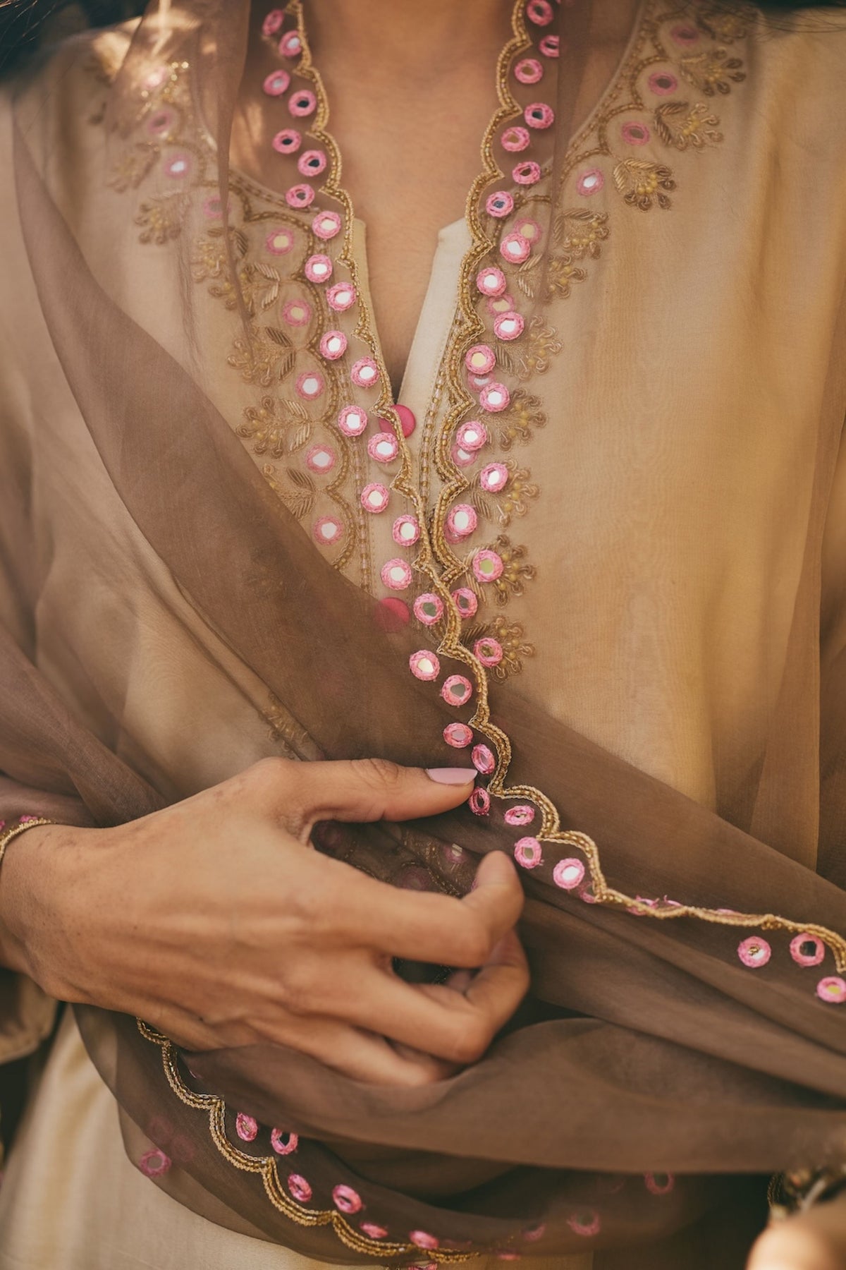Oshani Vritika Kurta and Pants