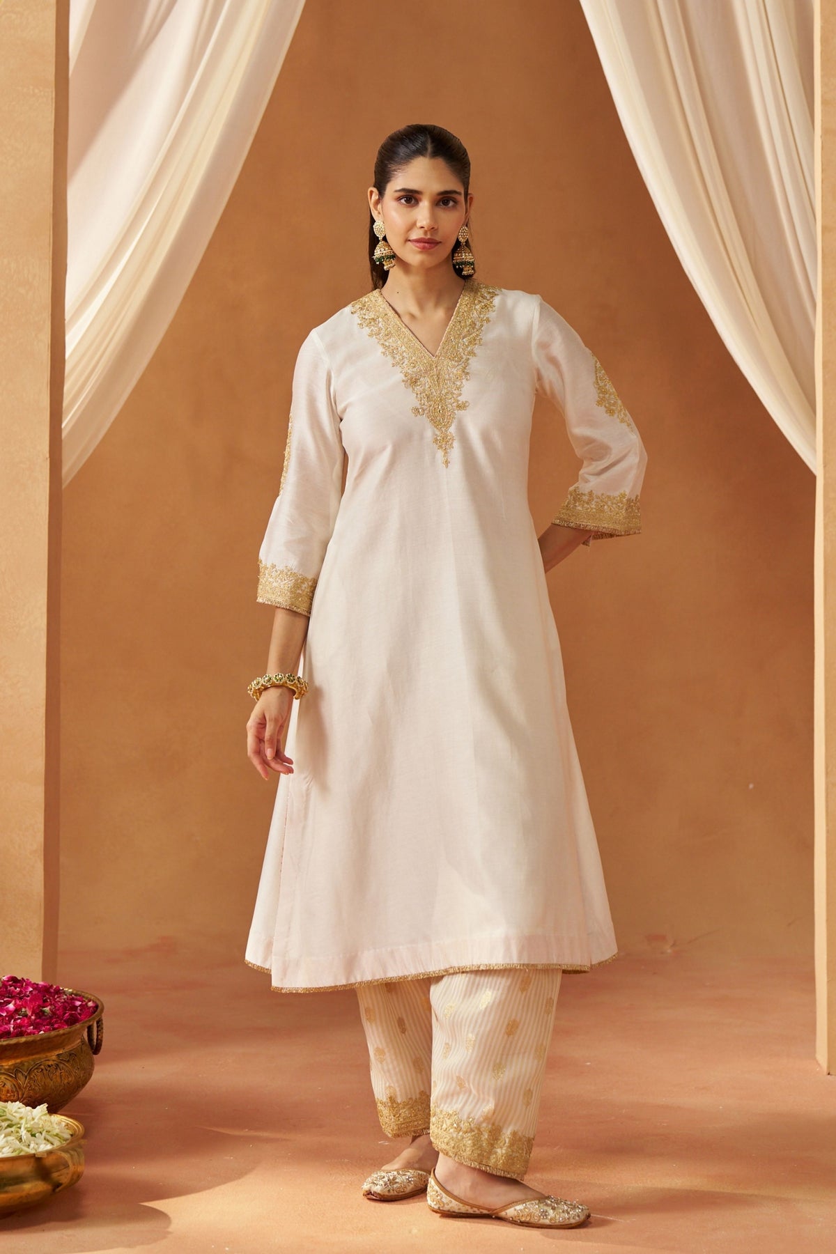 Liana Daisy Chauga Set