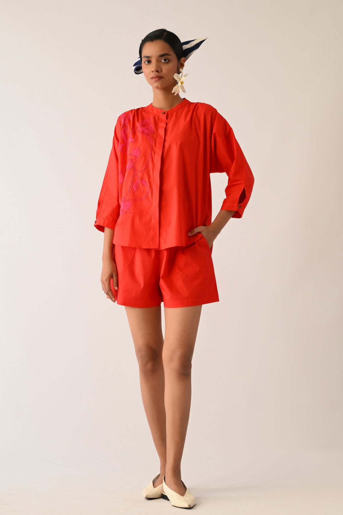Mono Crimson Applique Set