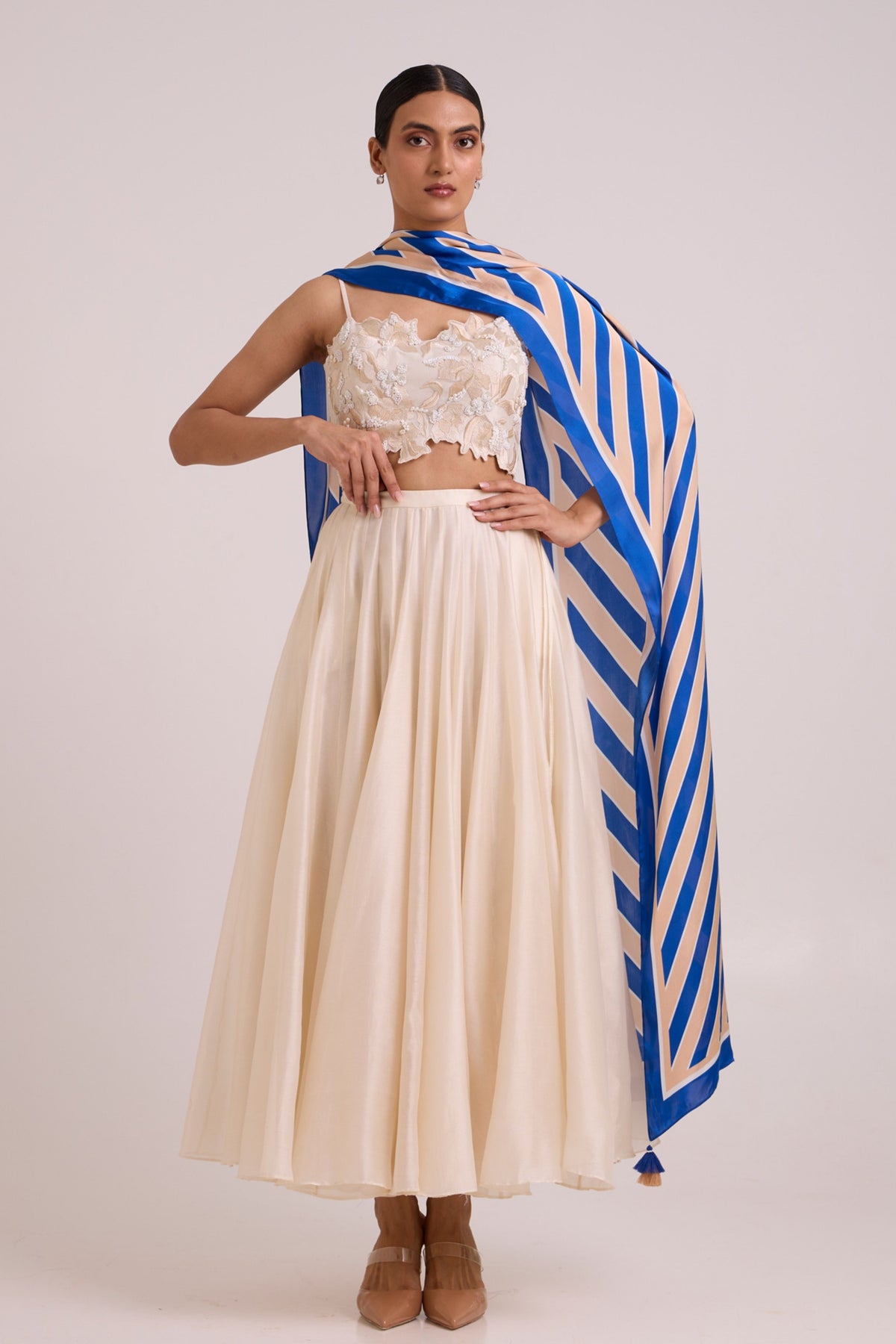 Hansa Snow Laden Skirt Set