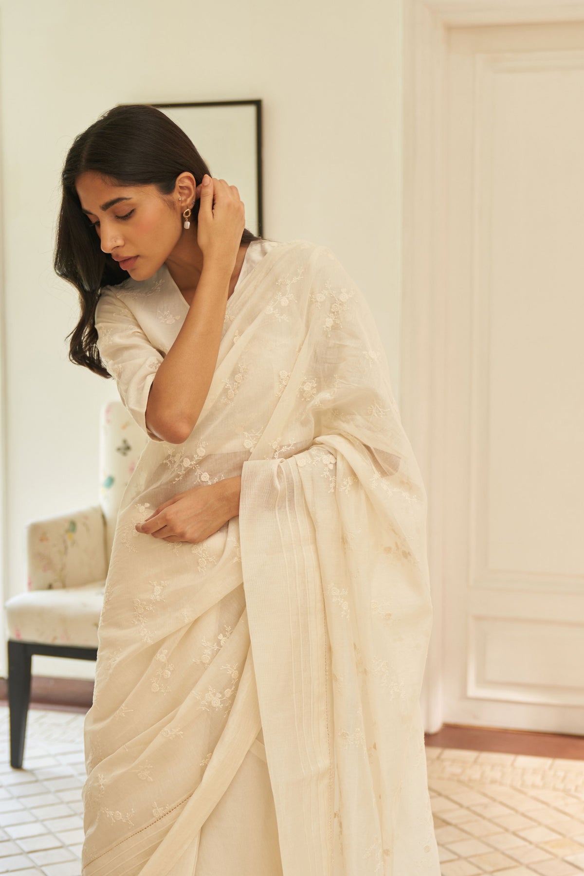 Swan Embroidered Saree