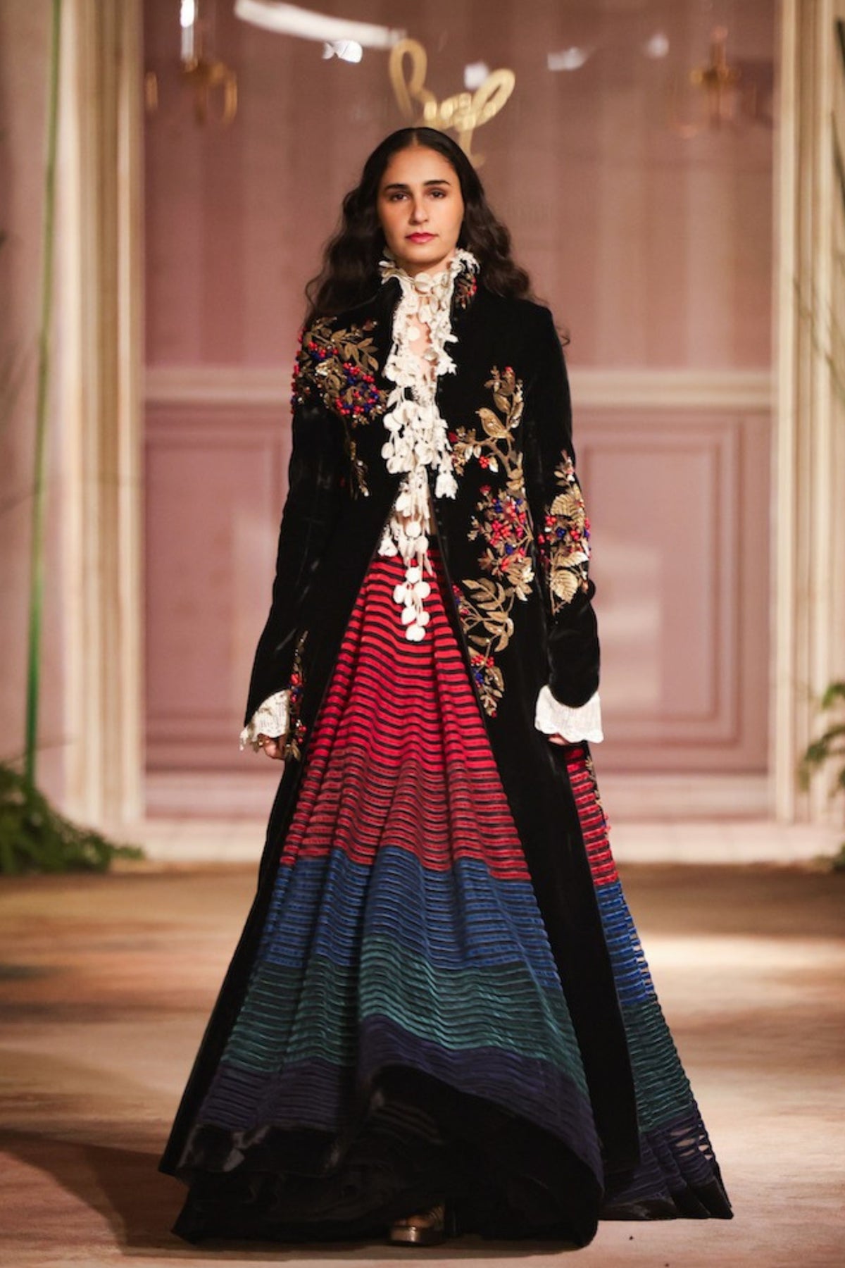 Embroidered Long Jacket