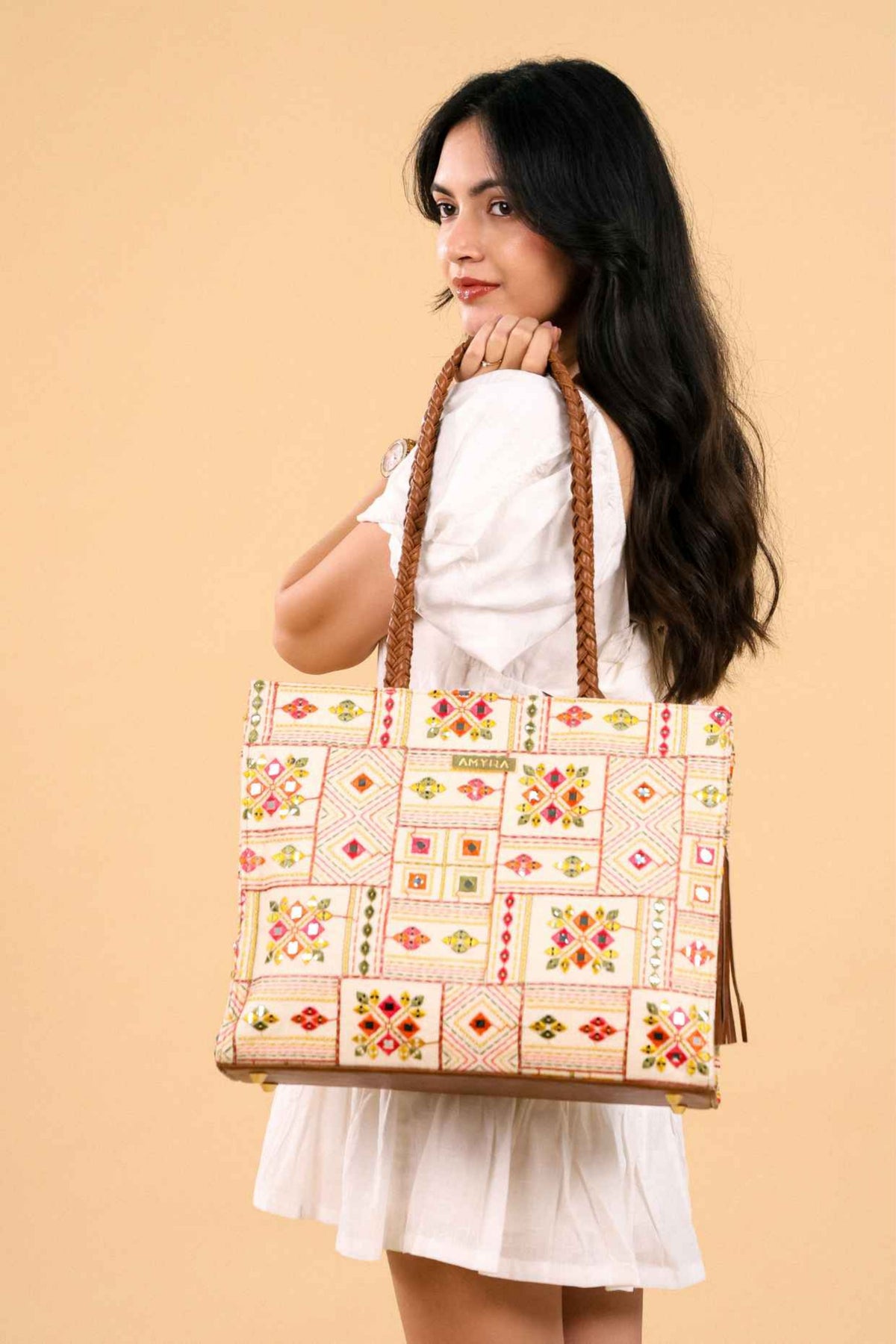 Ziana Box Tote Bag