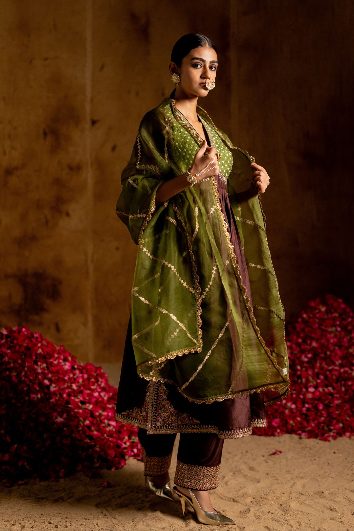 Kanak Bandhani Yoke Kurta