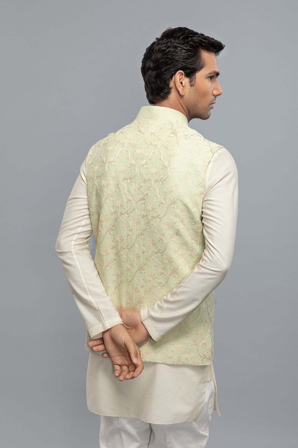 Resham Embroidered Matka Bundi