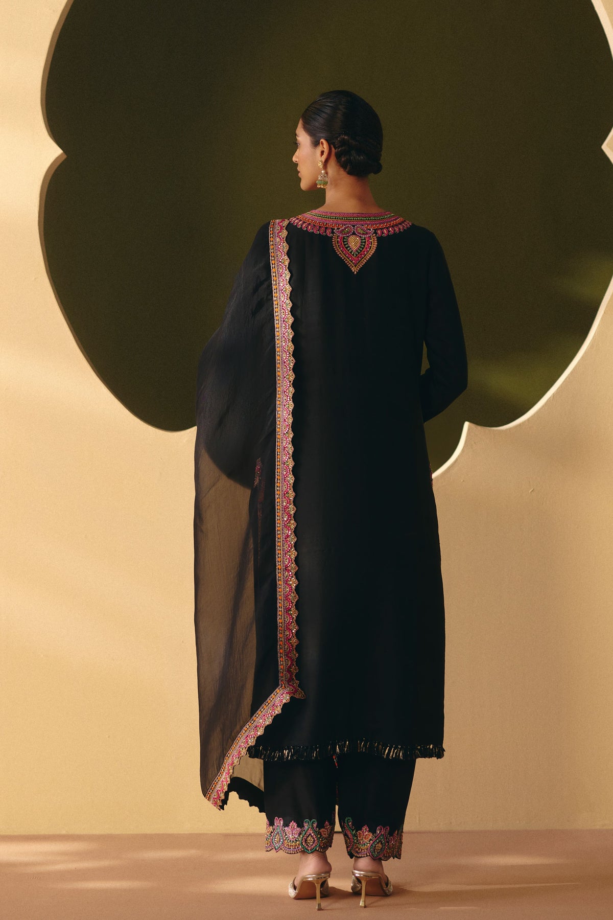 Pravya Kurta Set