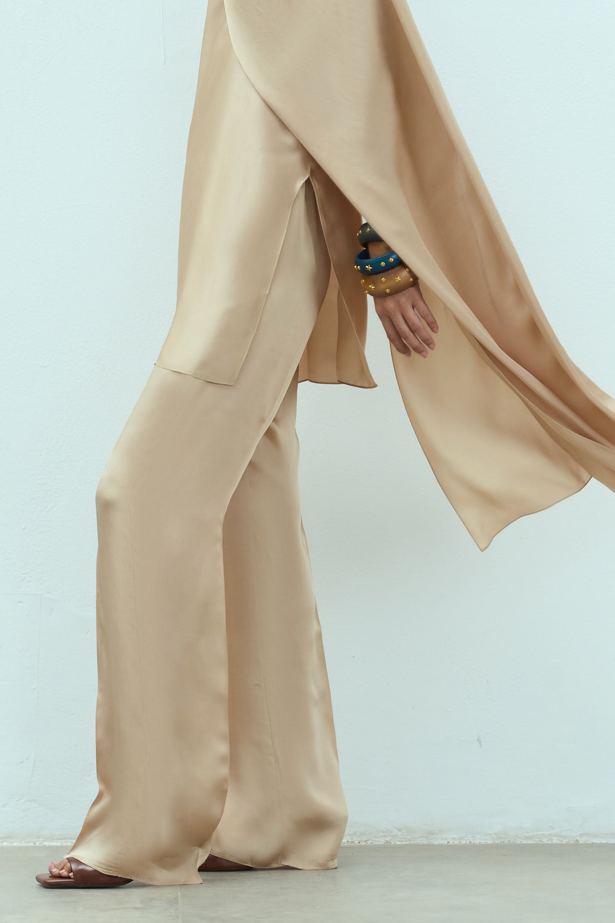 Tan Lilia Set
