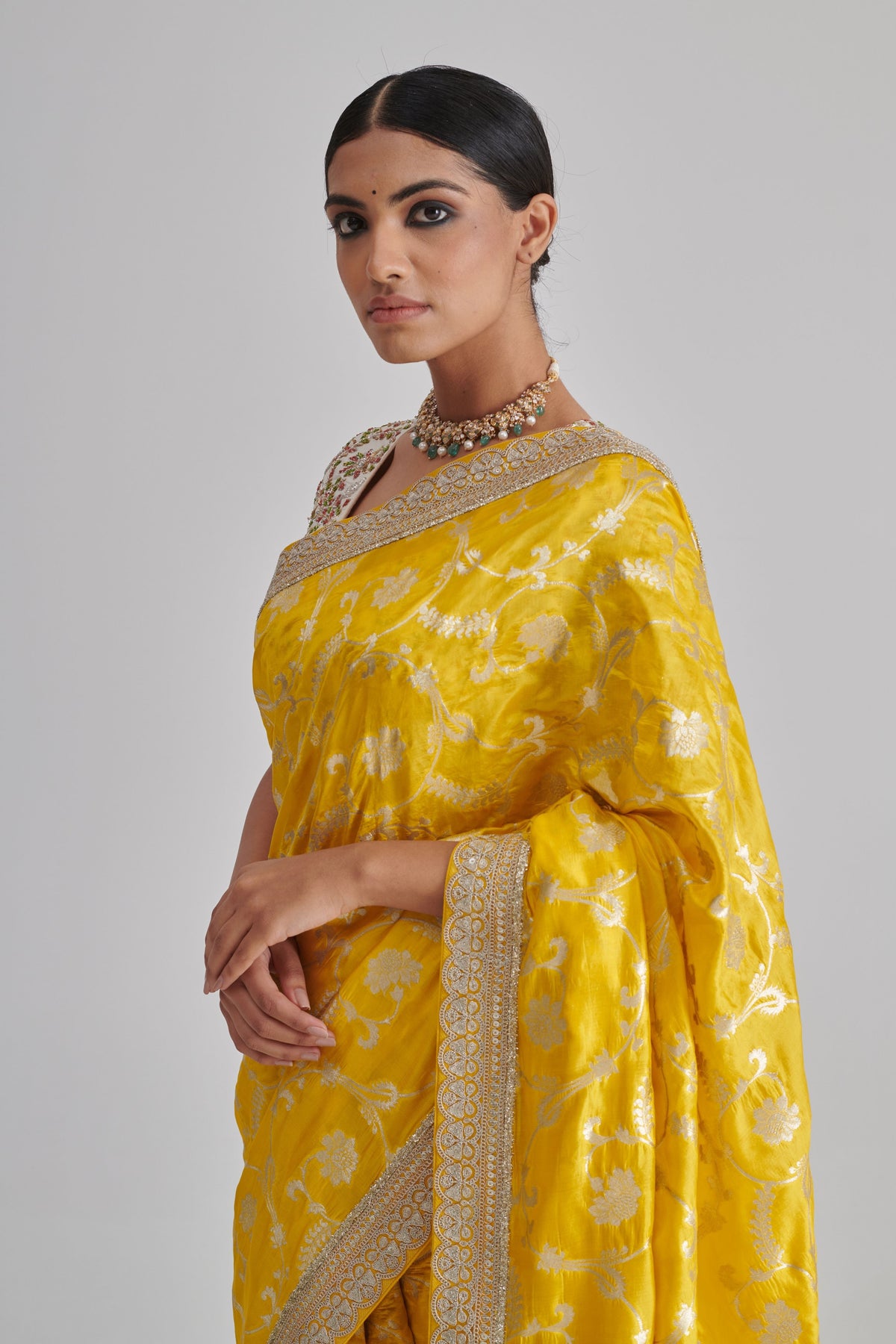 Phalgun Saree Set