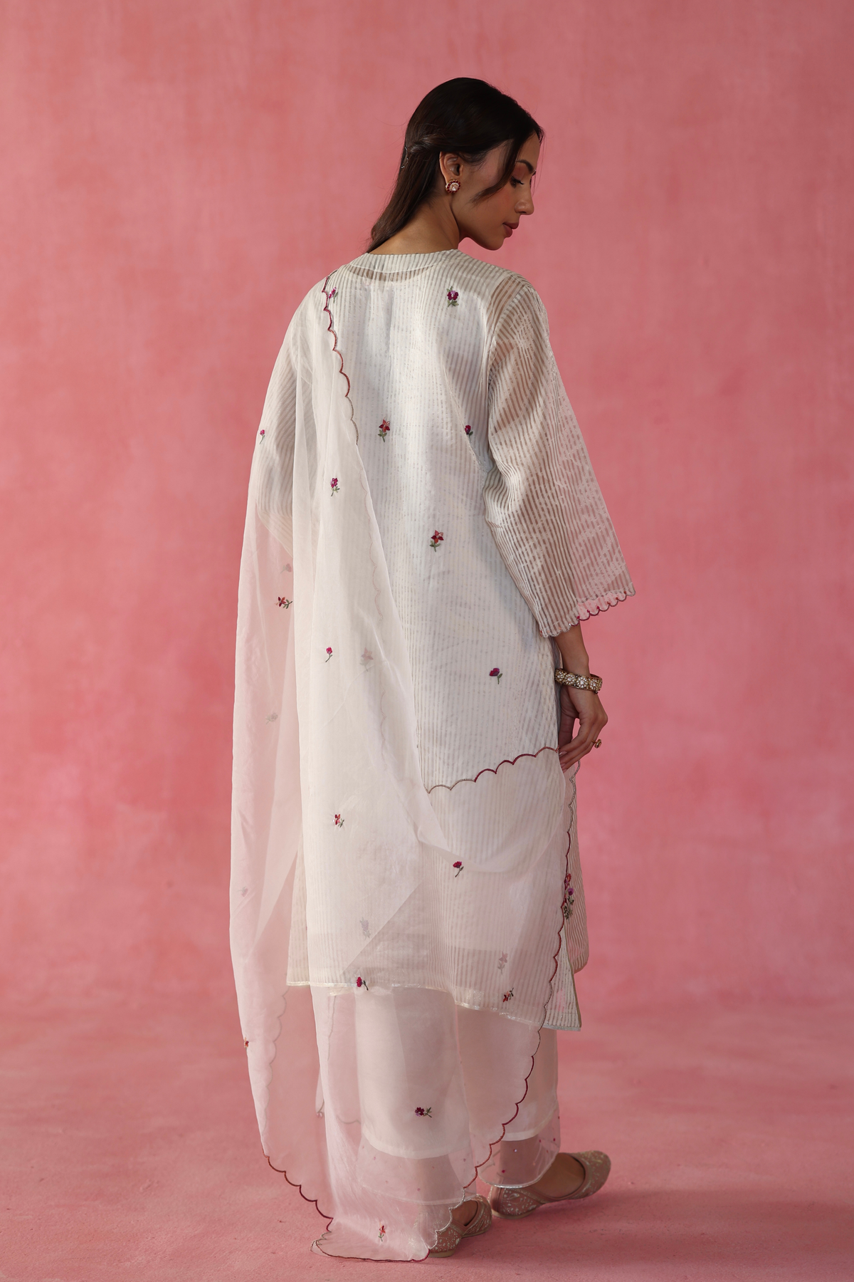 Ivory Shakkar Kurta Set