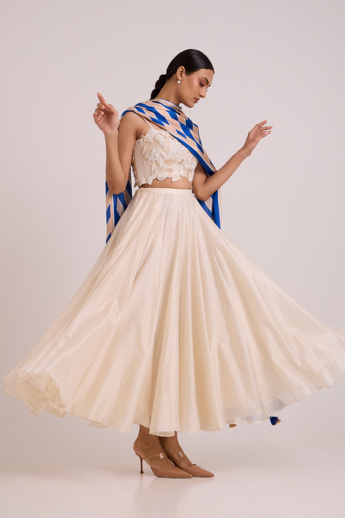 Hansa Snow Laden Skirt Set