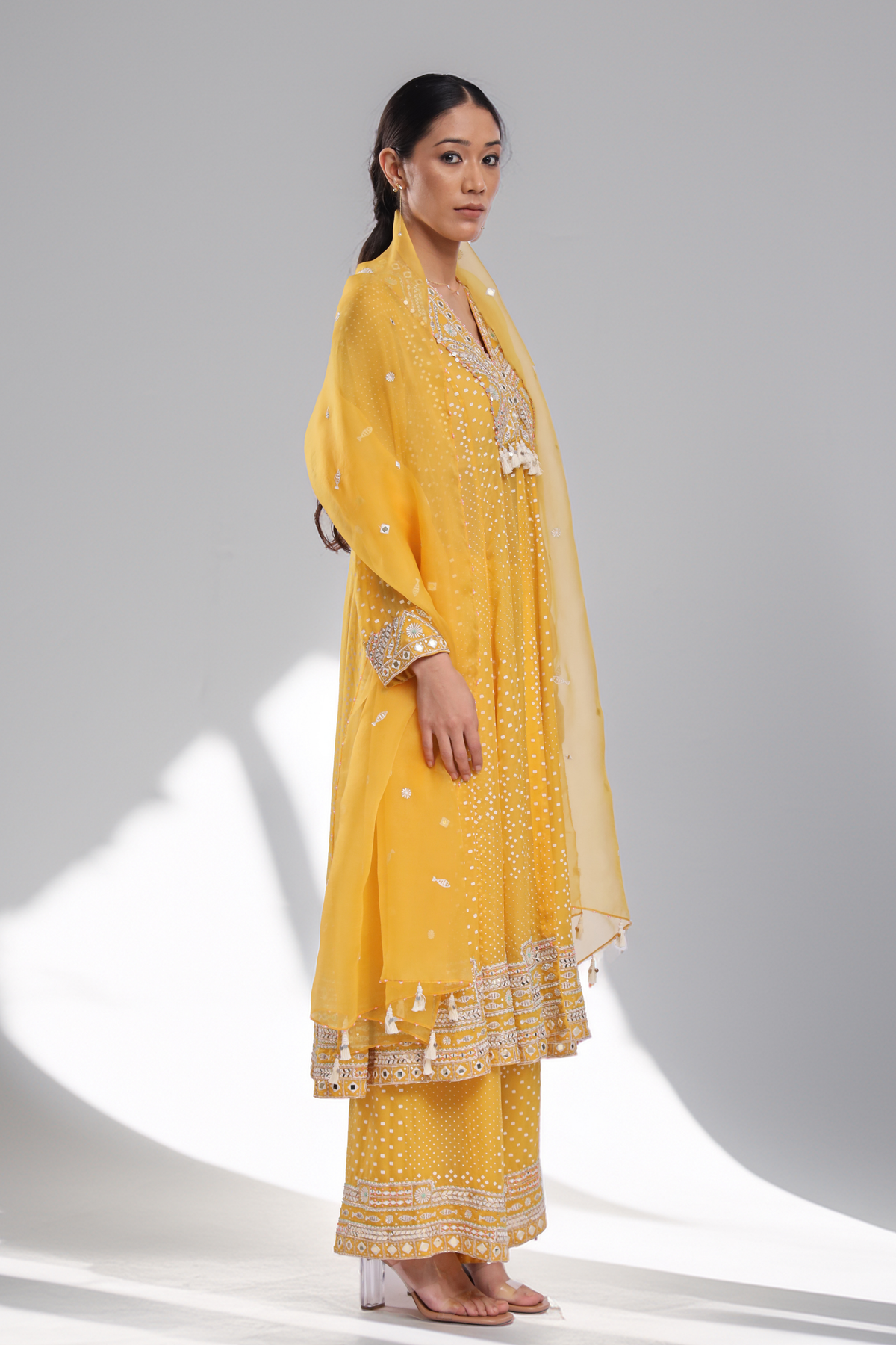 Yellow Esin Set