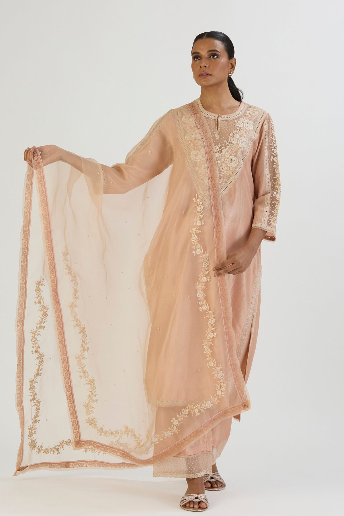 Peach Inaayat Dupatta