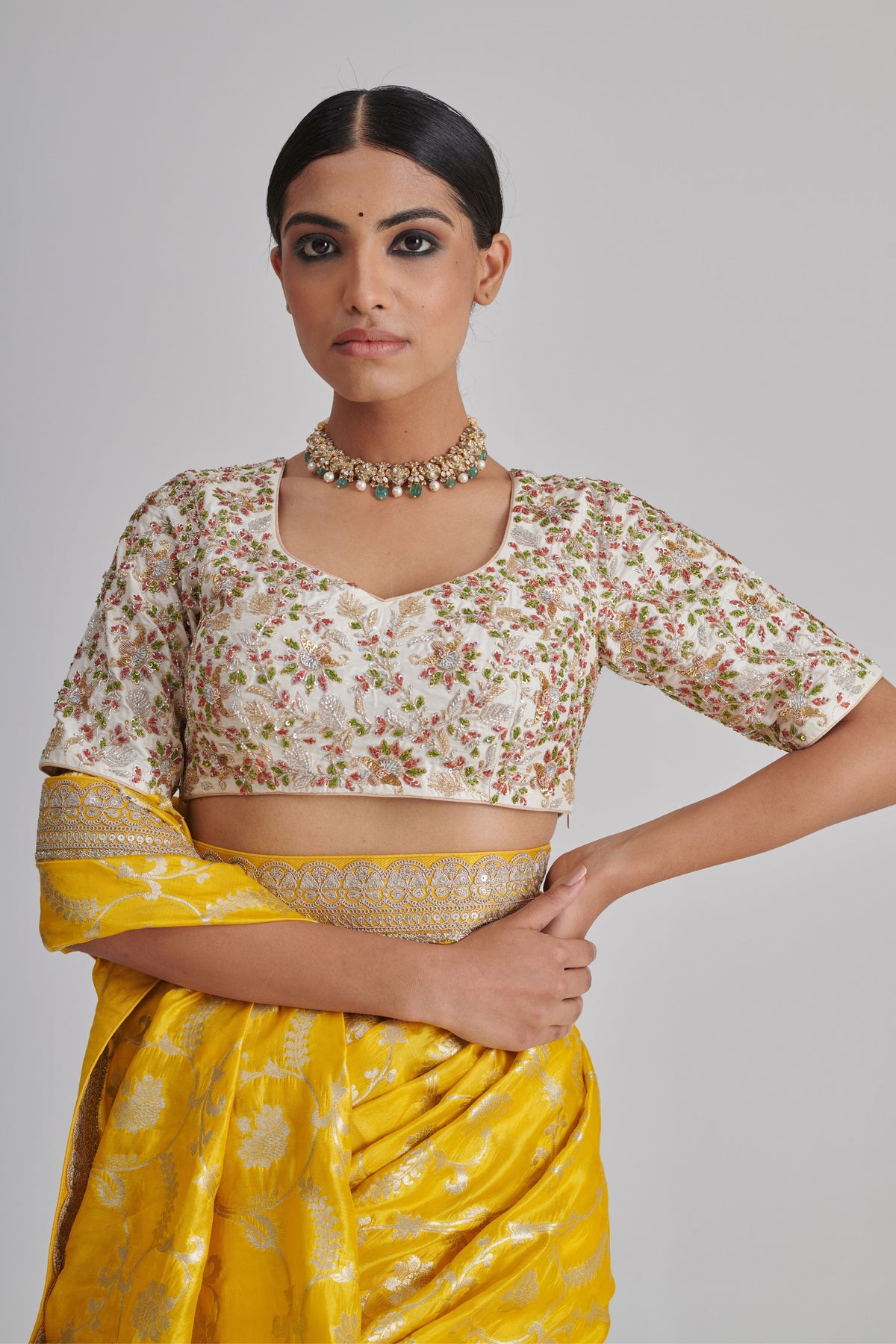 Phalgun Saree Set