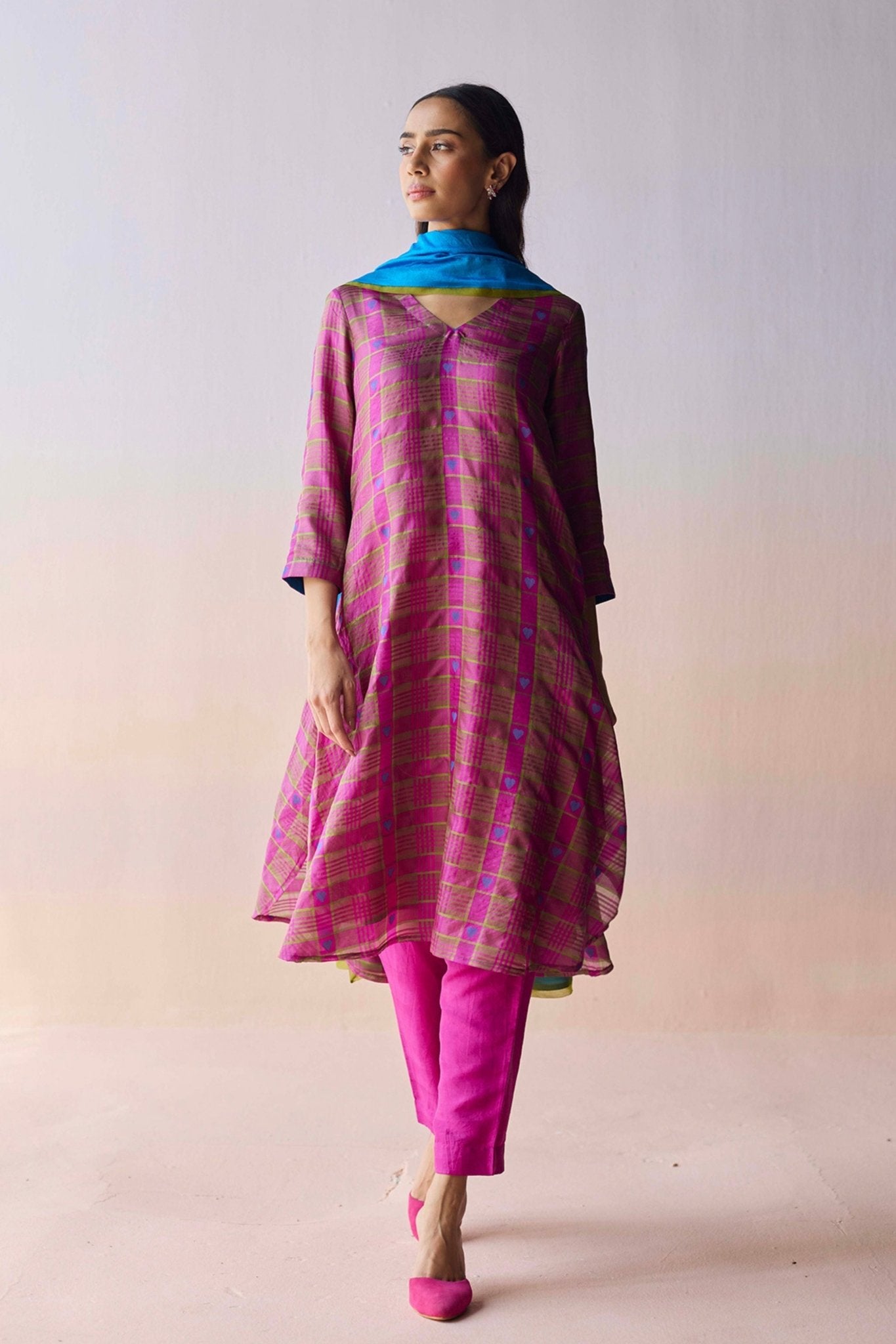 Heartglow Jamdani Kurta and Pants - Surmaye - Elahe