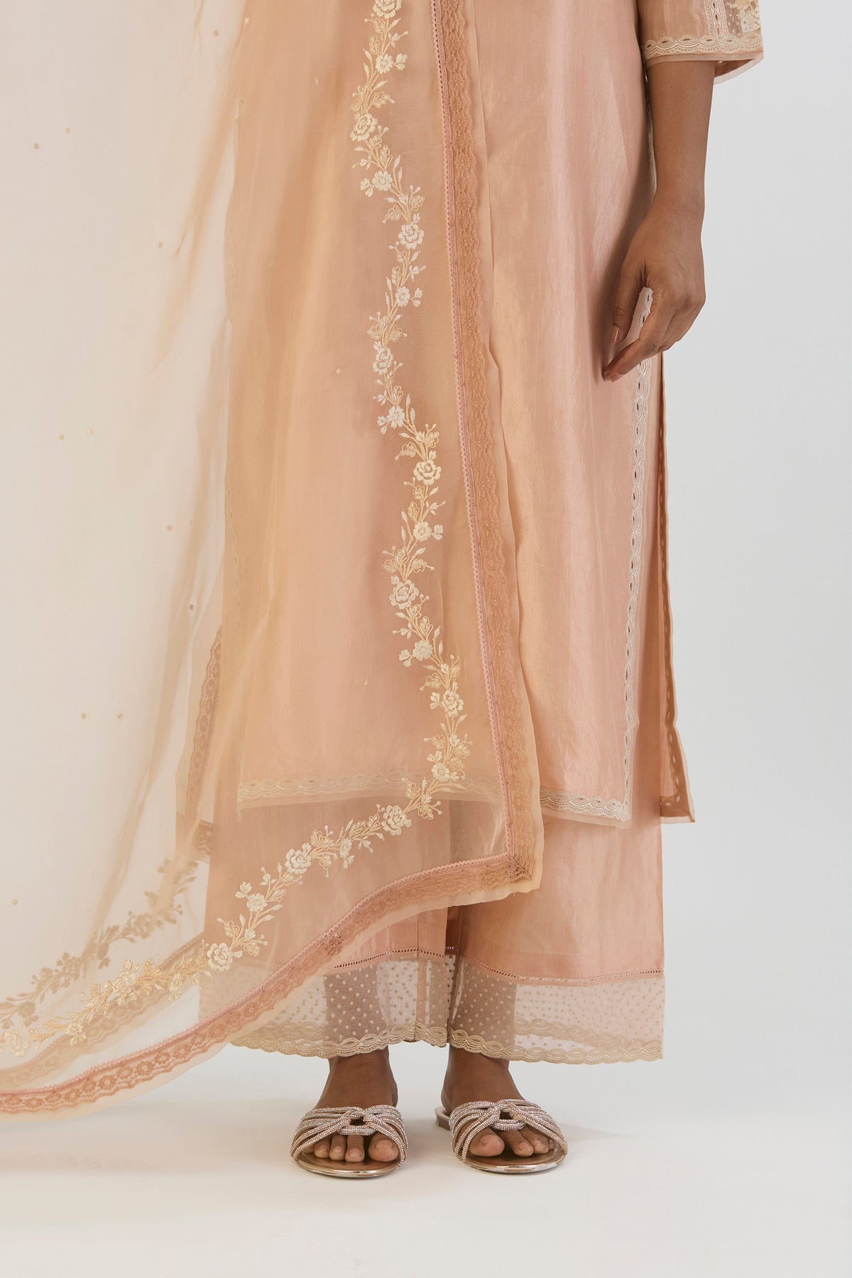 Peach Inaayat Dupatta