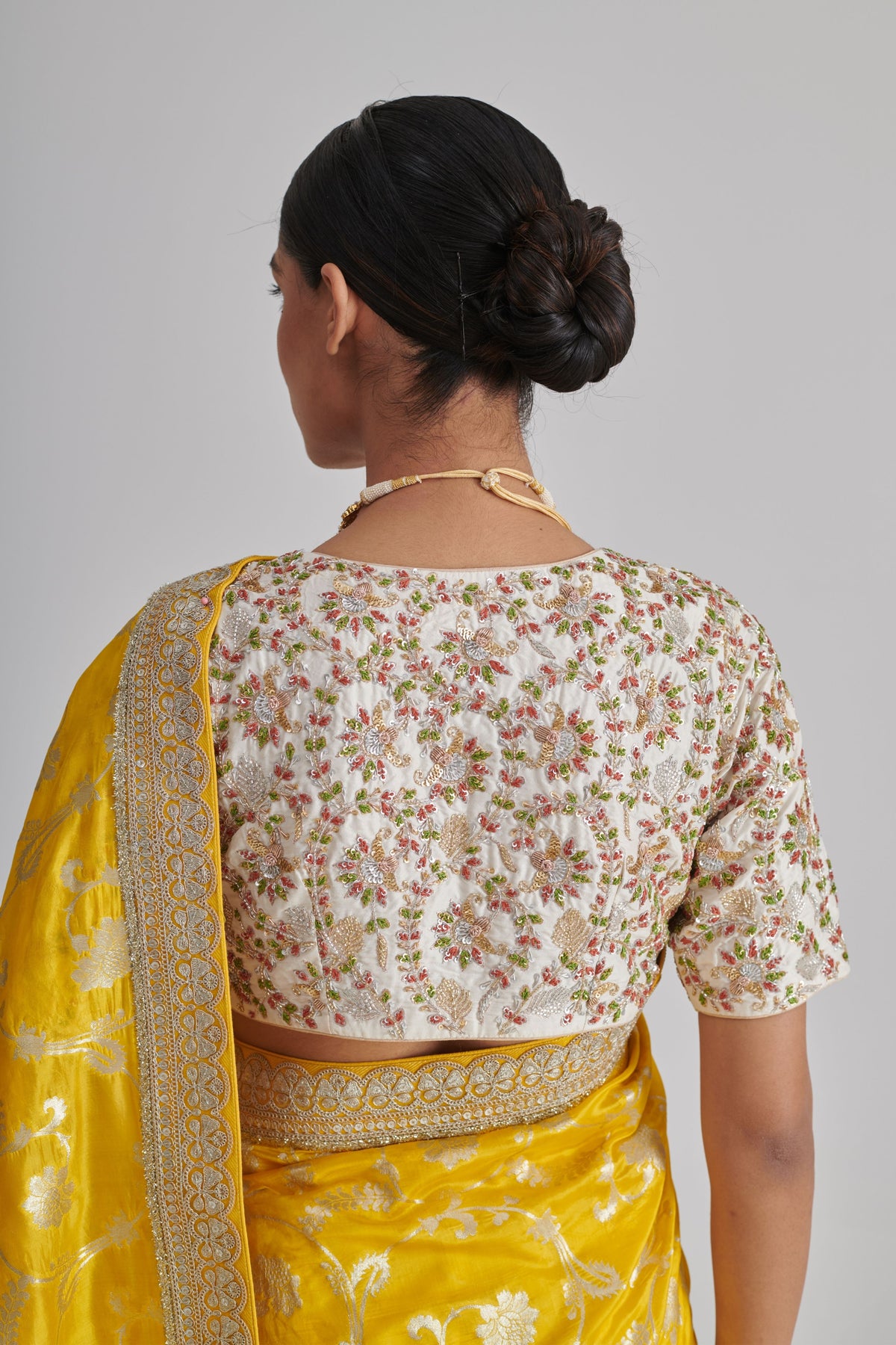 Phalgun Saree Set
