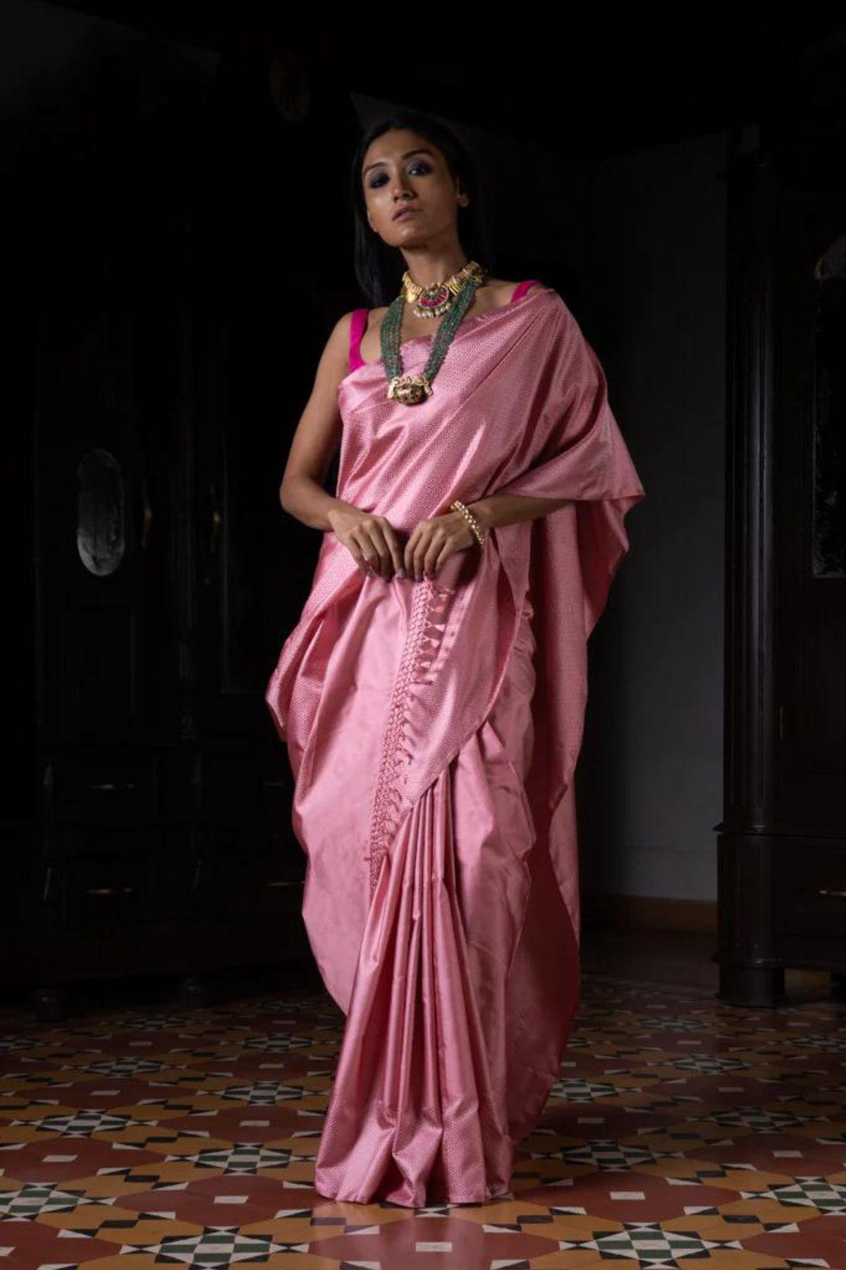 Gulabi Anchal Gulabi Geometric Benarasi Handloon Sari