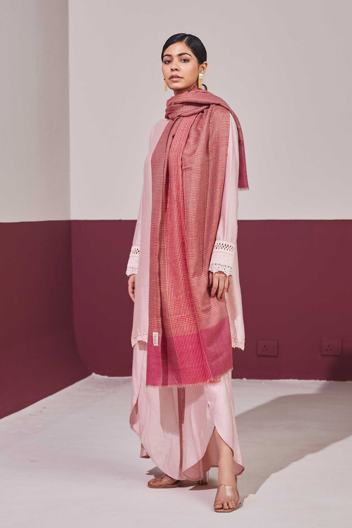 Zari Check Reversible Rani Pink Stole