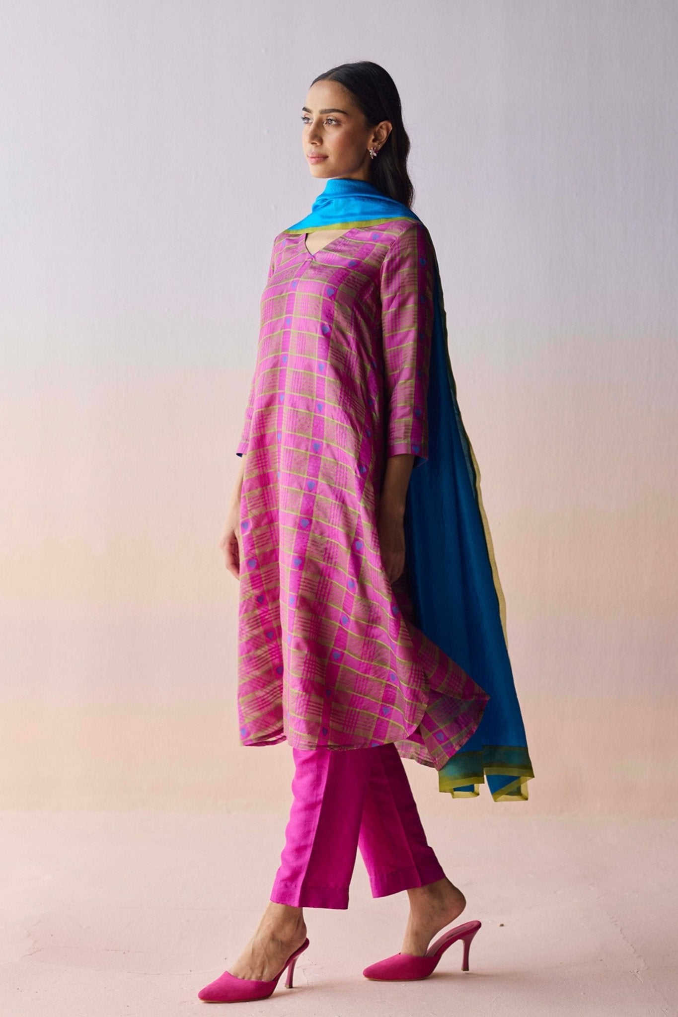 Heartglow Jamdani Kurta and Pants - Surmaye - Elahe